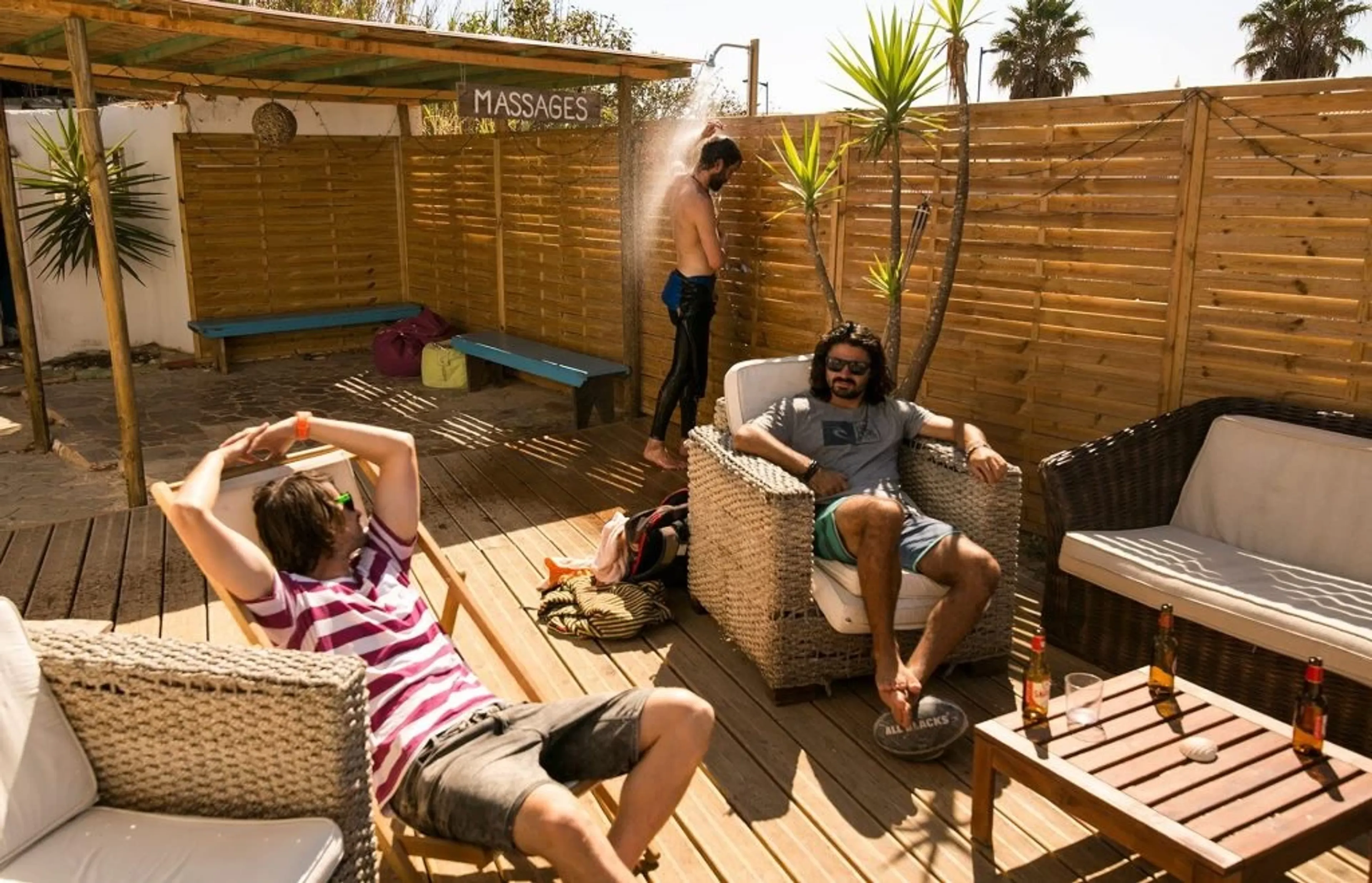 Surfen lernen und neue Leute treffen im Surfhostel in Sagres - 5