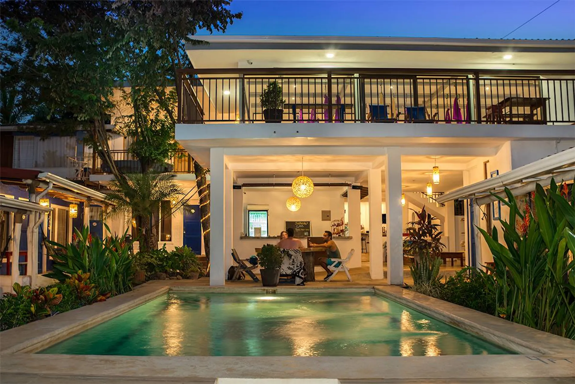 Surfcamp mit Hostel-Vibes im Surfer-Hotspot Tamarindo - 4