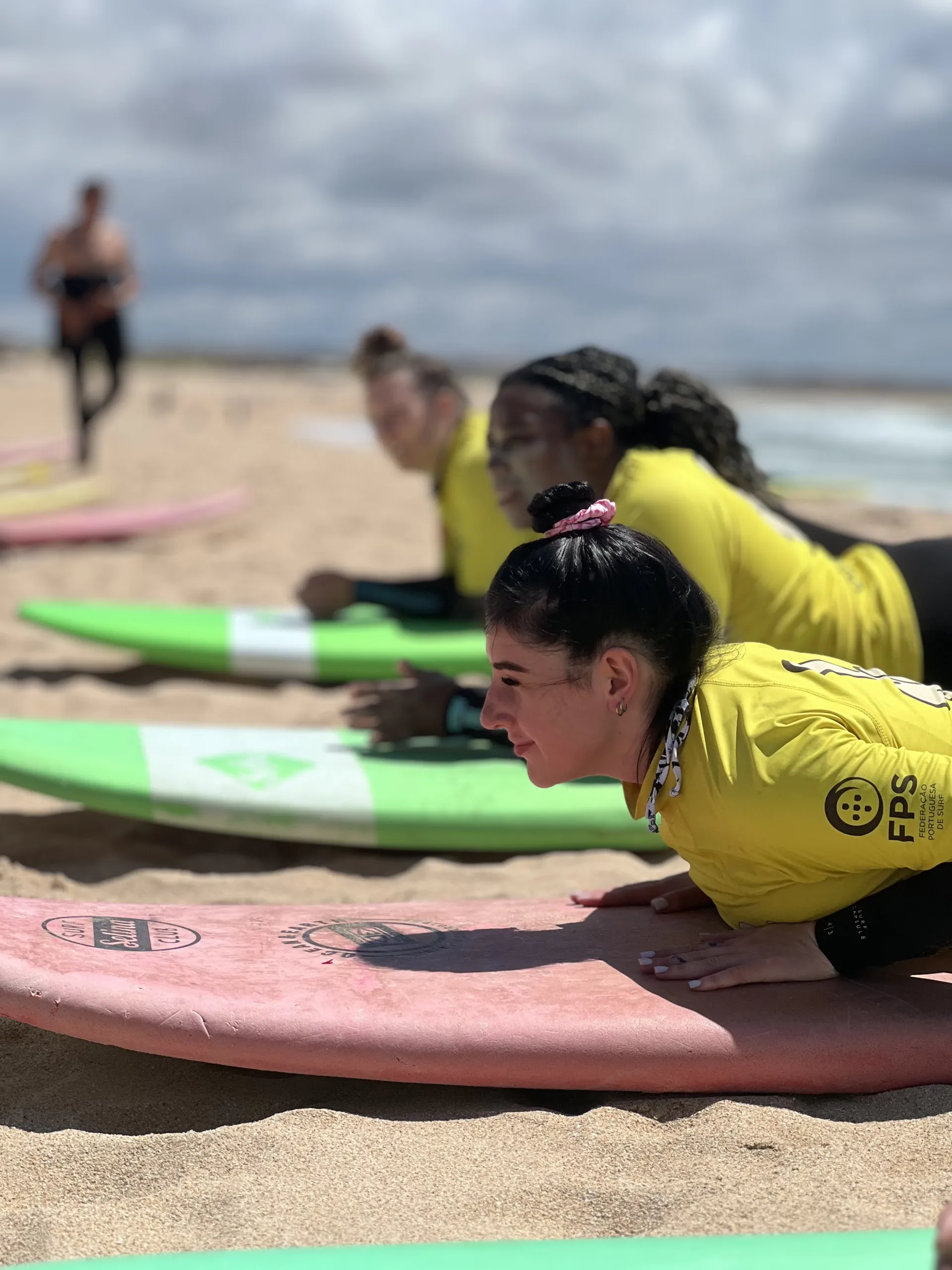 Flow by the Coast: Deine Yoga & Surf Auszeit am Meer - 4