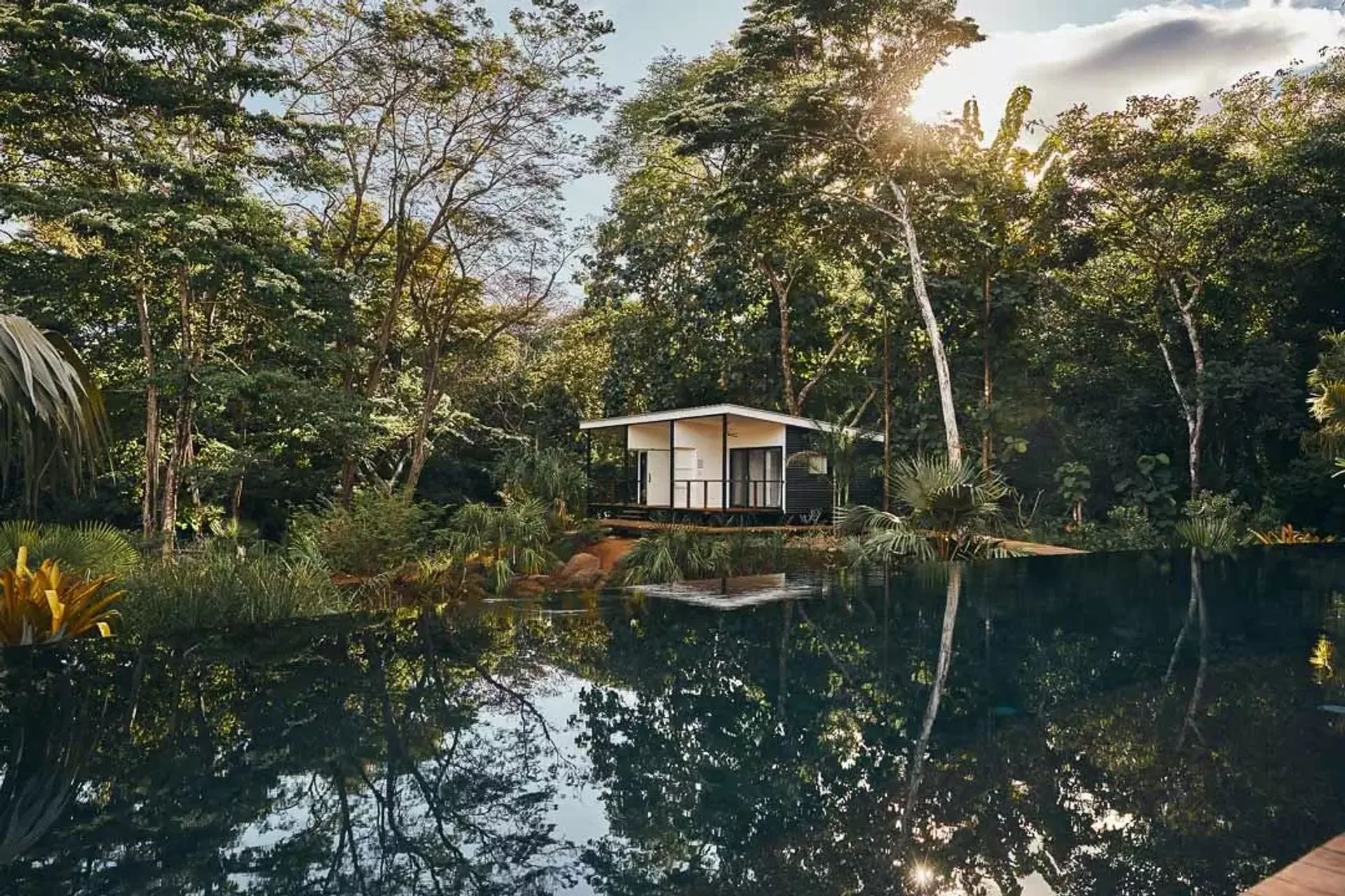 Surf-Guiding für Fortgeschrittene: Uncrowded Spots & perfekte Wellen - 3