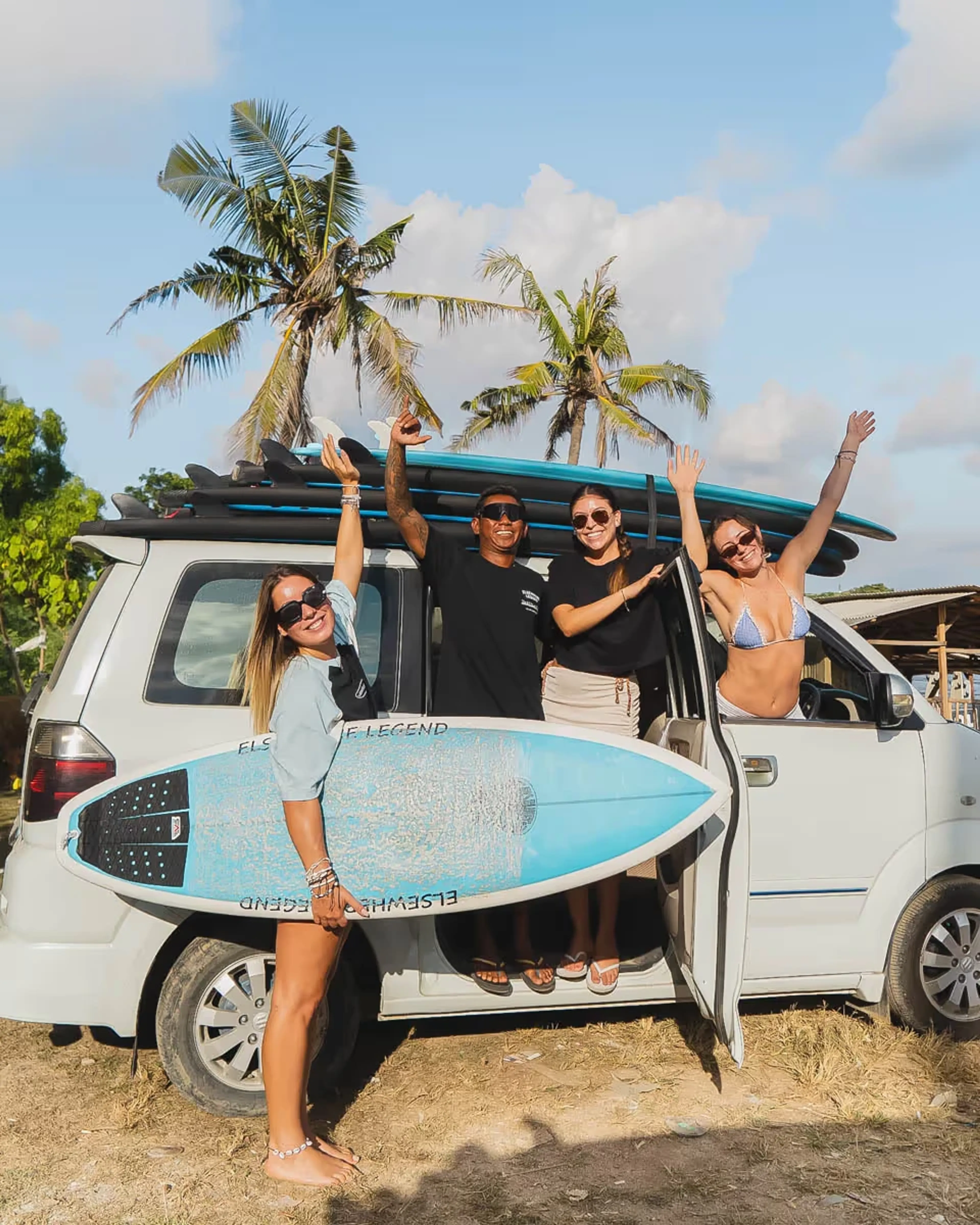 Surfen, Sonnenuntergänge und Bali-Vibes im Herzen Canggus - image 1