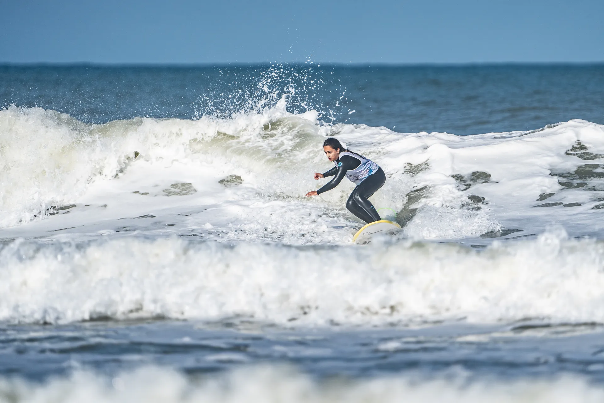Erlebe die Verbindung von Surfen und Yoga im entspannten Lacanau - 5