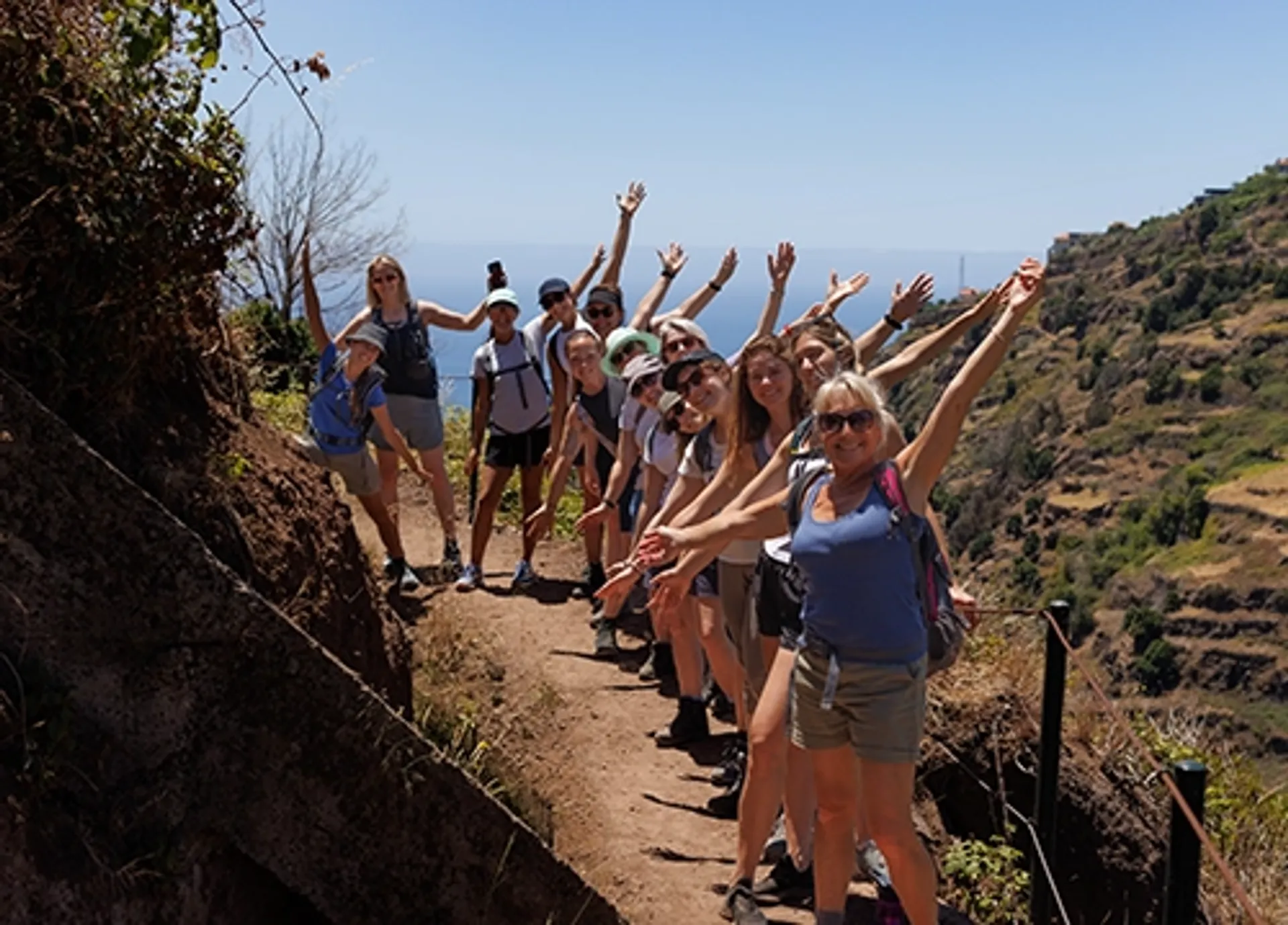 Zwischen Bergen und Meer: Dein Yoga-Finca-Urlaub in Andalusien