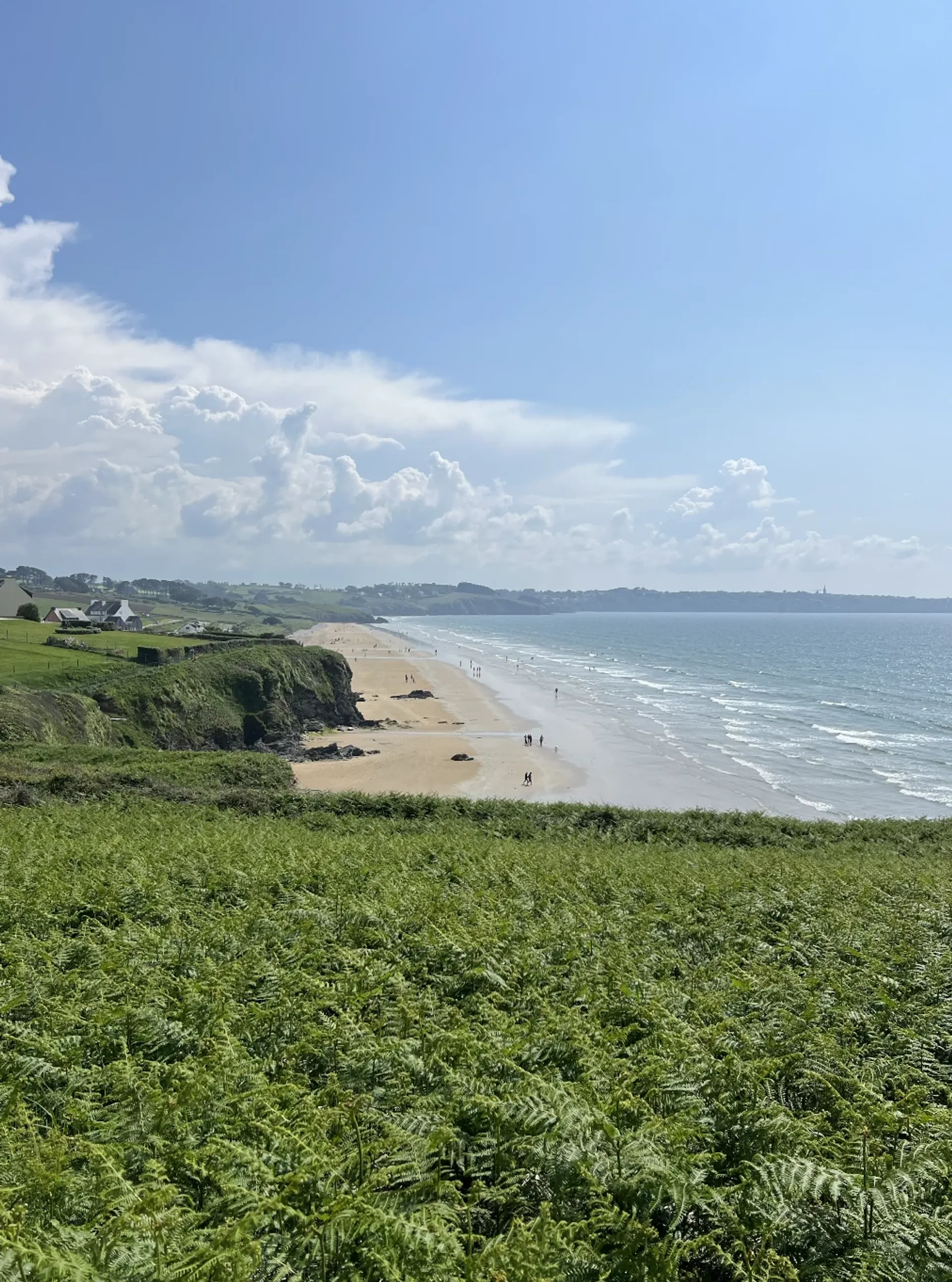 Breathe, Surf, Flow: Deine wilde Flucht in die Bretagne - 2
