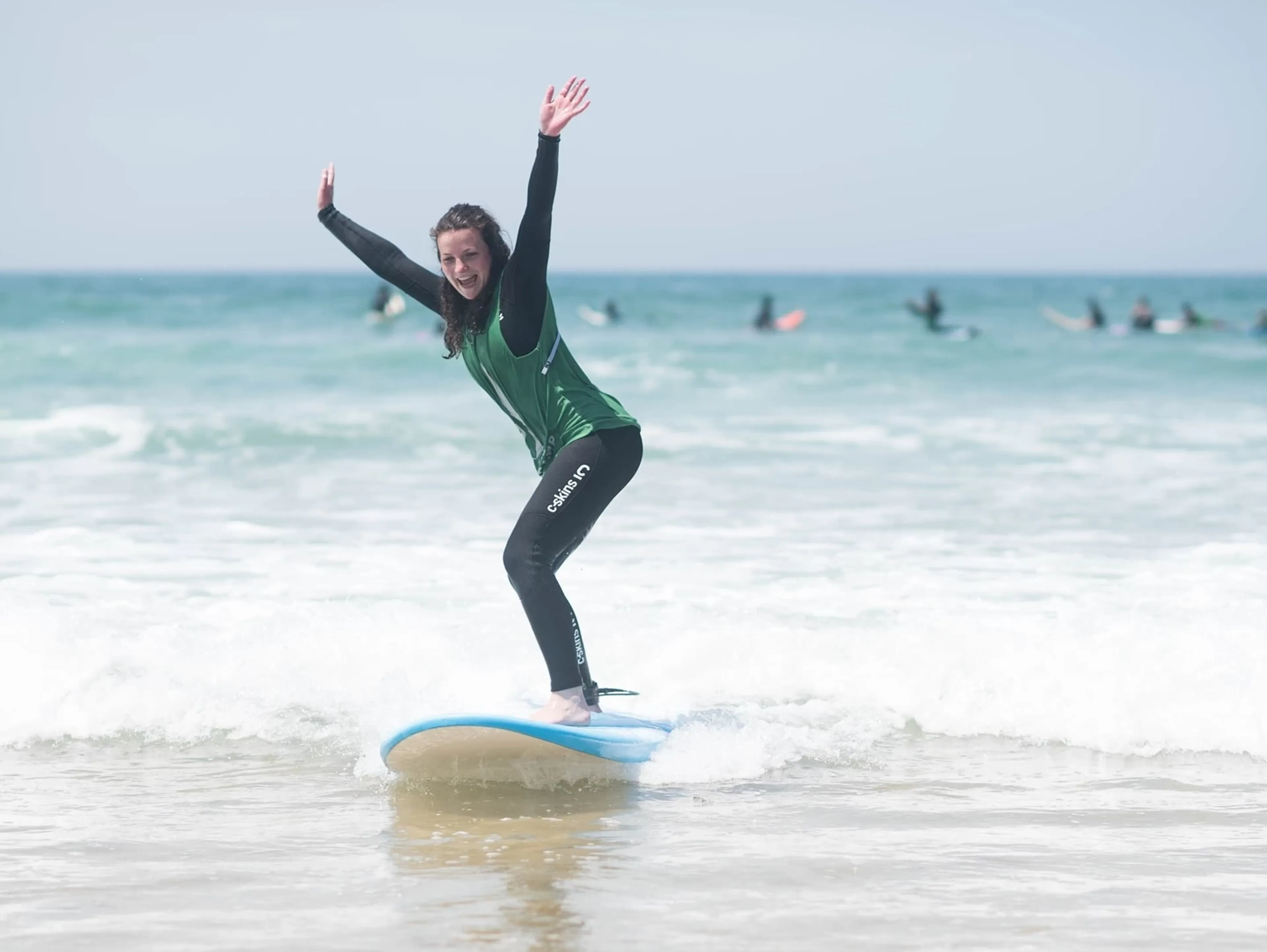 Surf-Klassenfahrt zwischen Pinienwäldern und Sandstränden - 3