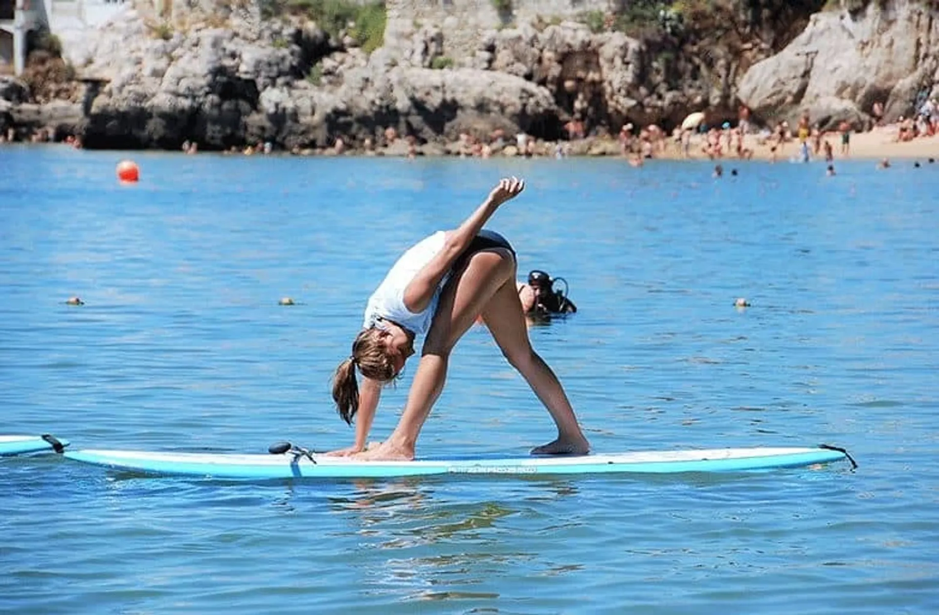 SUP und Sonnengruß an der portugiesischen Atlantikküste