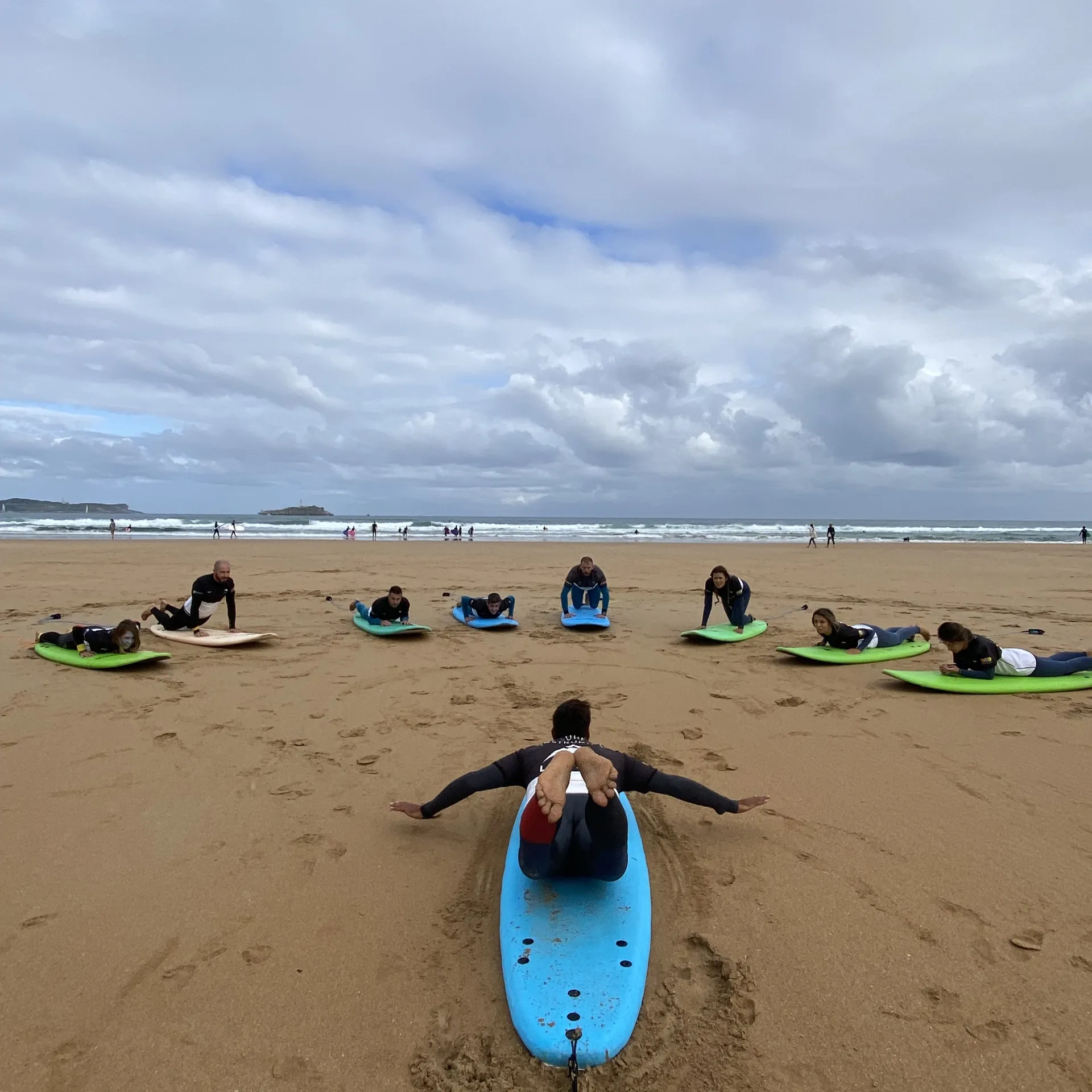 Surfcamp in Kantabrien: Die besten Wellen direkt am Somo Beach - 4