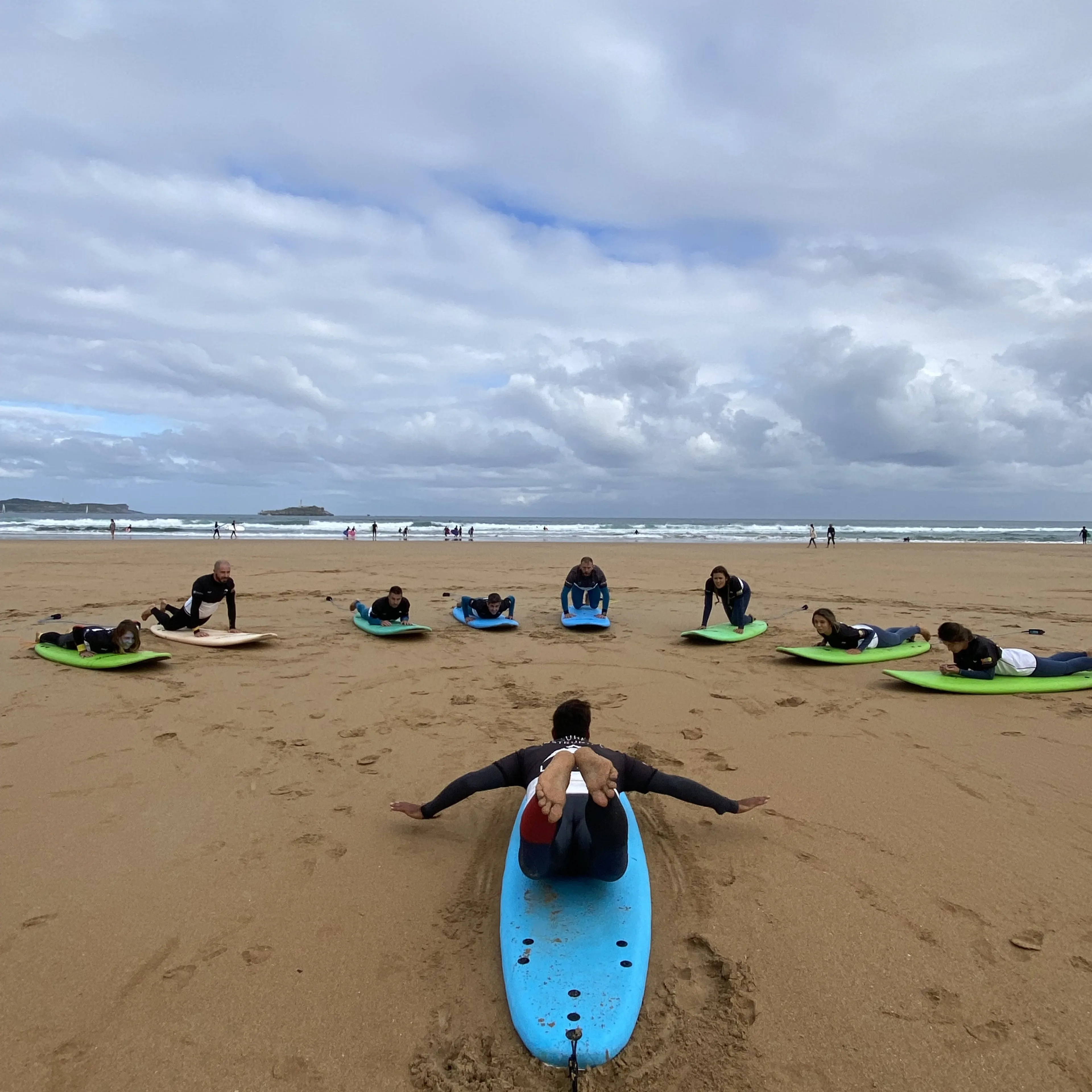 Surfcamp in Kantabrien: Die besten Wellen direkt am Somo Beach - 4