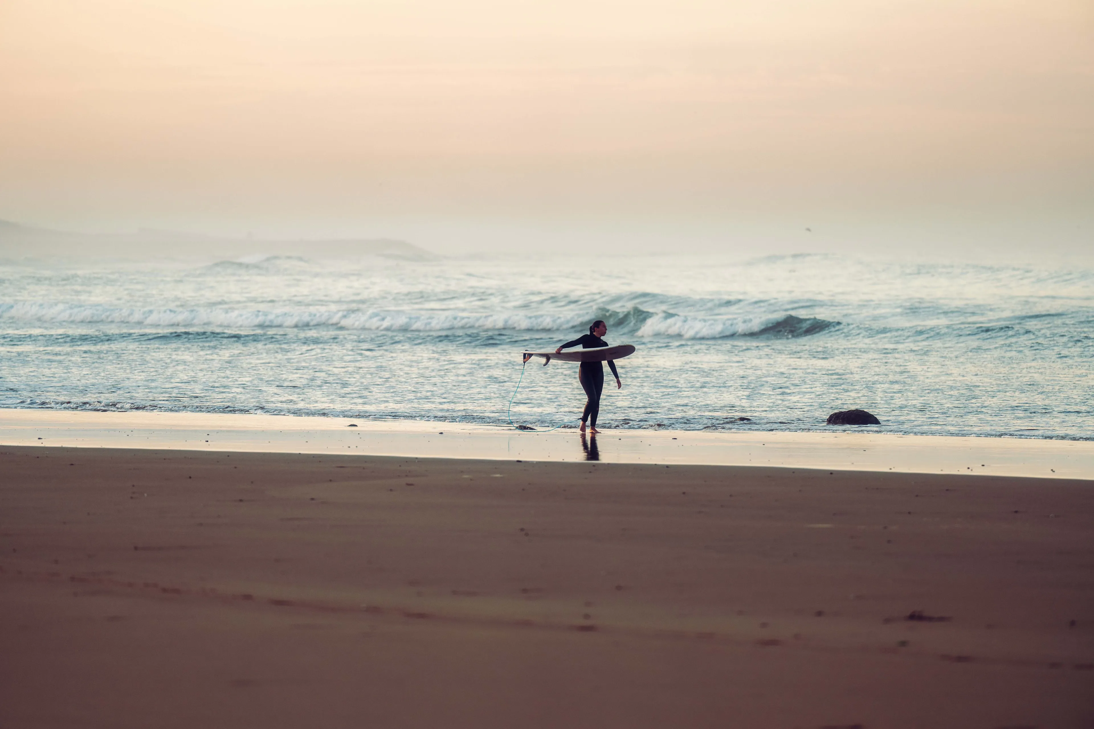 Surf & Yoga Abenteuer in entspannter Küstenatmosphäre - 2