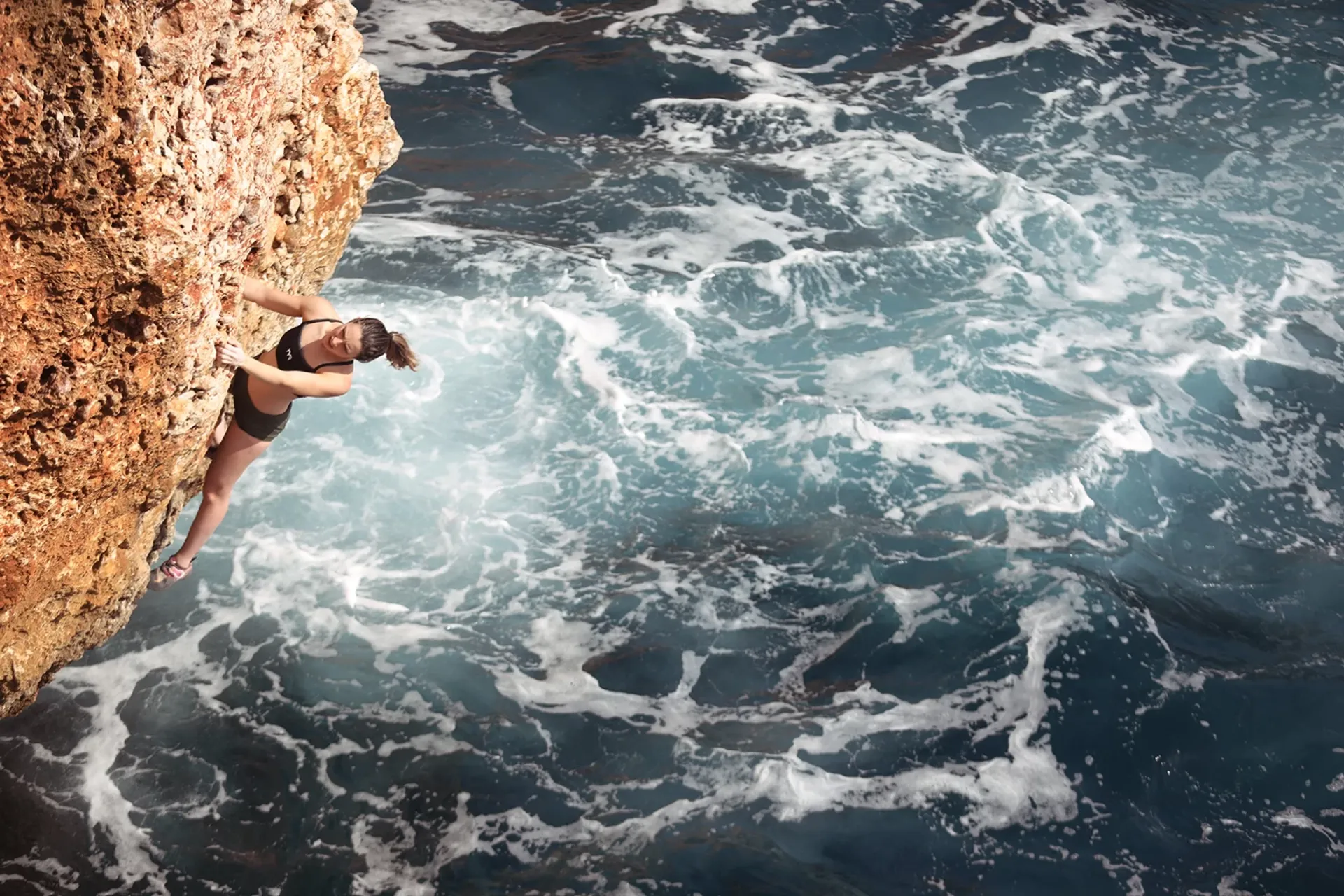 Deep Water Solo auf Mallorca: Klettern zwischen Fels & Mittelmeer - 5