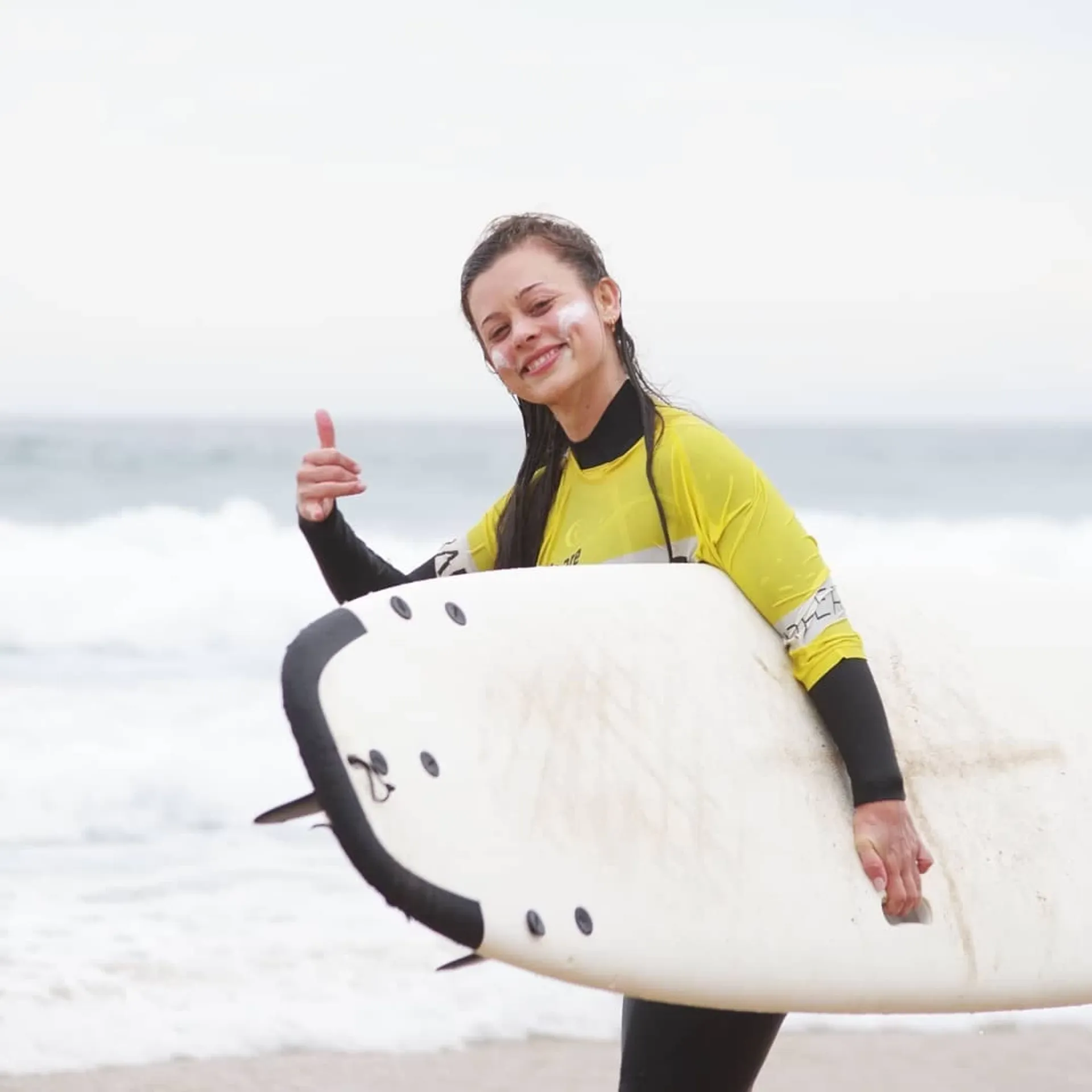 Surfcamp für Schulklassen an der Algarve: Wellen, Natur & Sonne