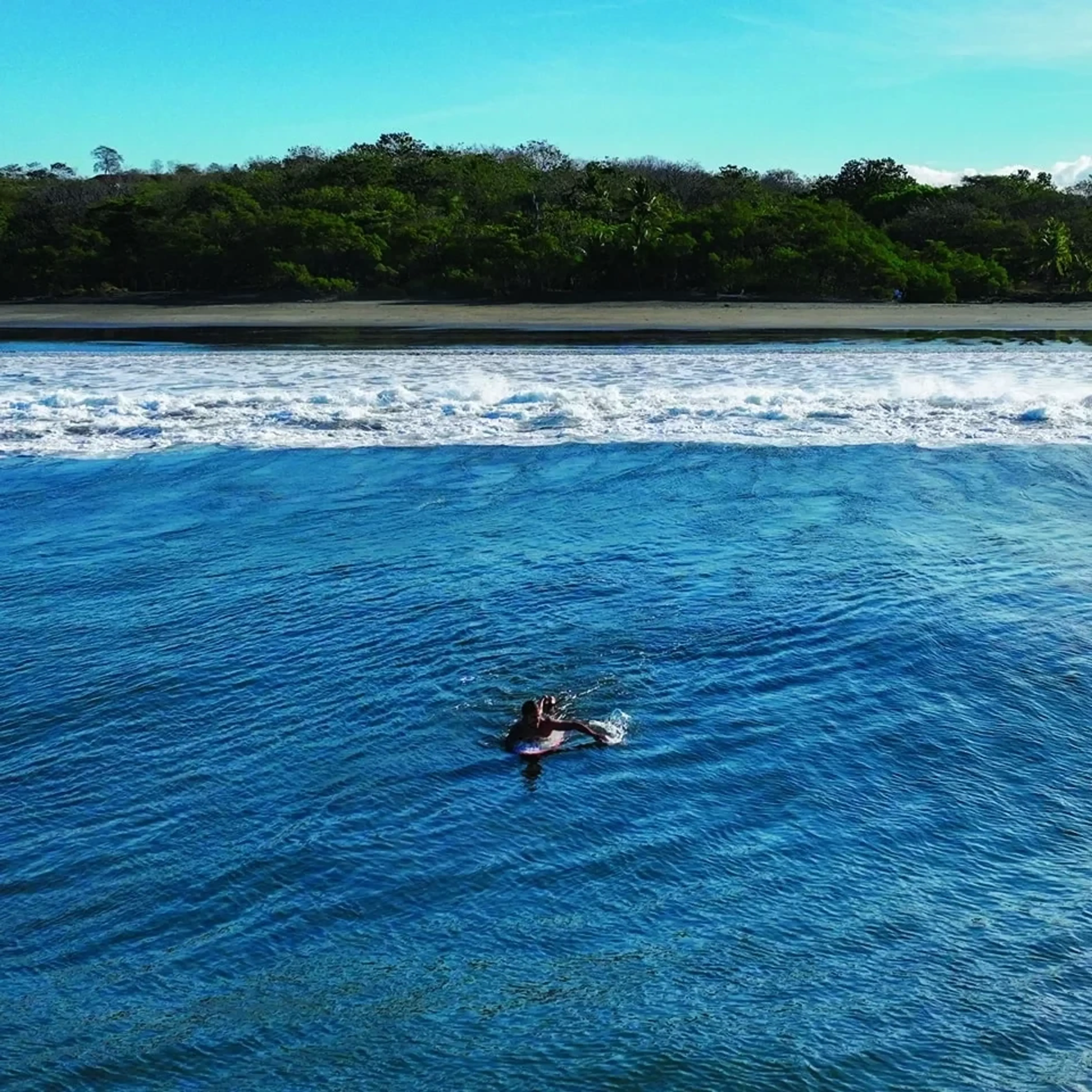 Vom Strand in die Hängematte – dein Surfurlaub im Paradies