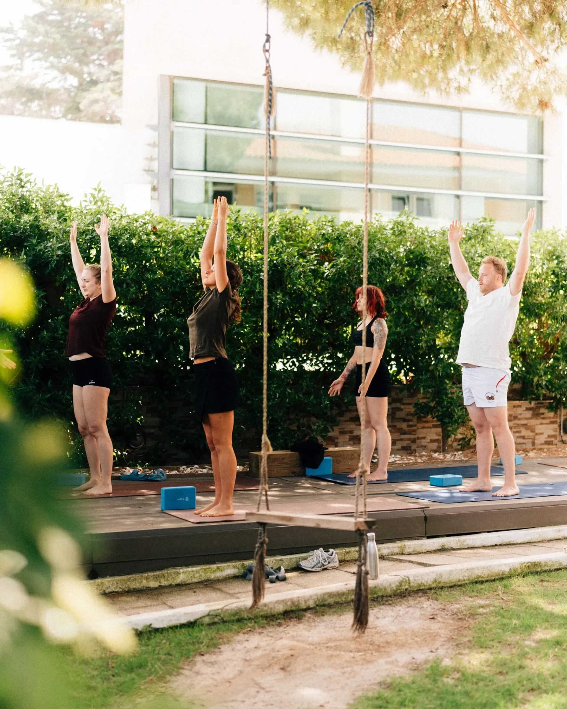 Zwischen Atlantik und Lissabon: Surfen, Yoga und Beach Lifestyle