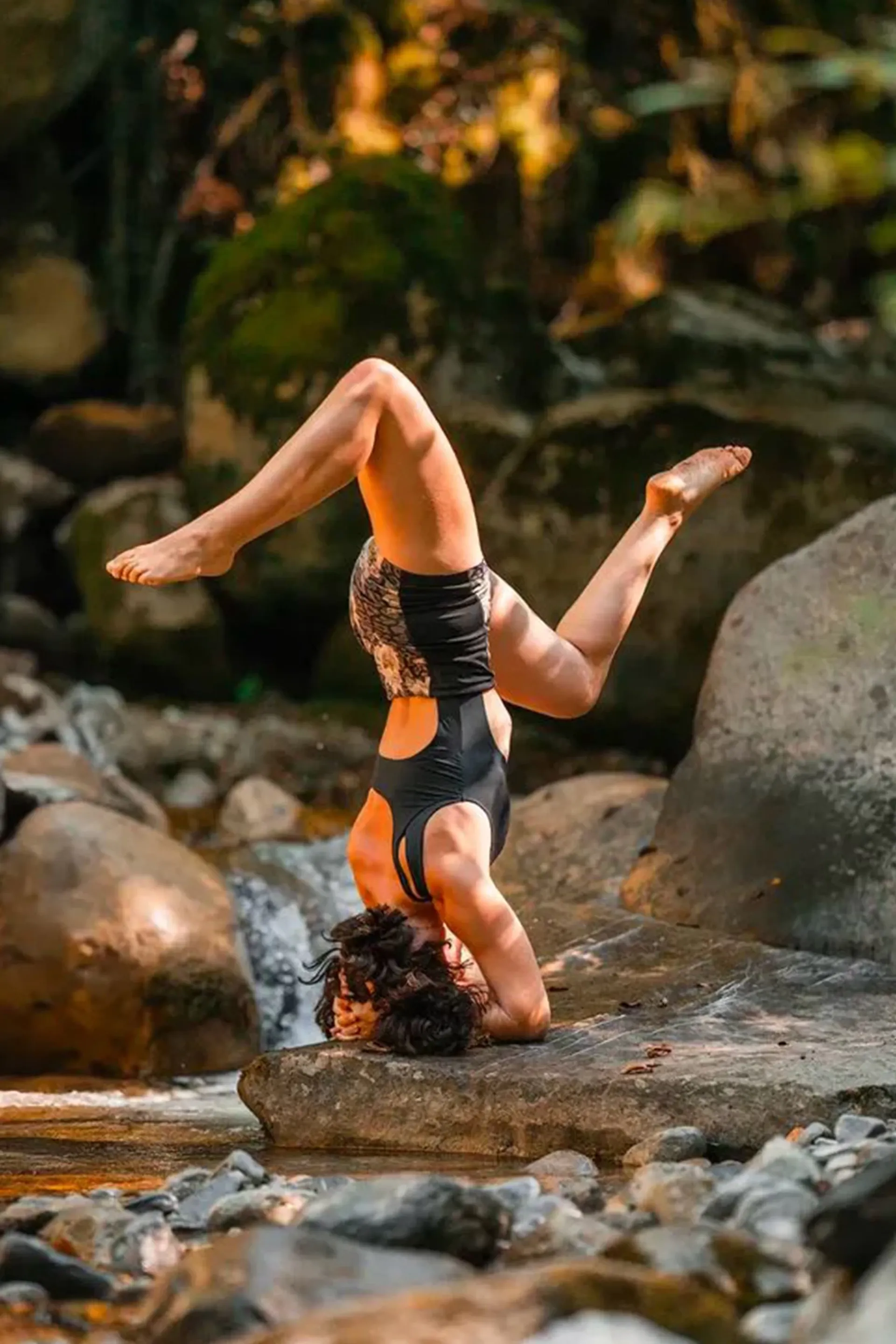 Perspektivwechsel in den Pyrenäen: Zwischen Handstand und Yoga-Flow