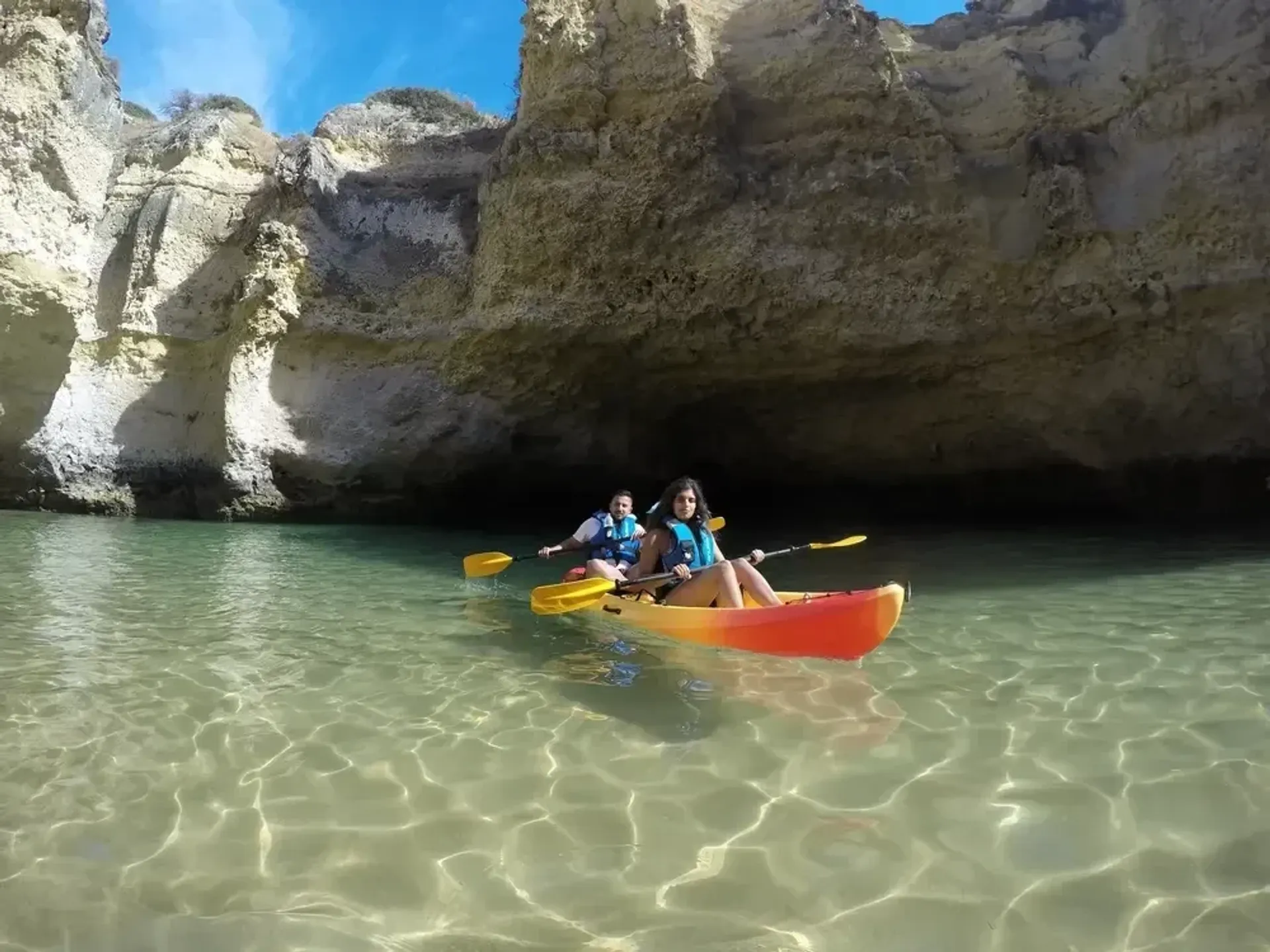 Algarve Escape: Yoga, Surfen, SUP & Kajak am Atlantik - 5