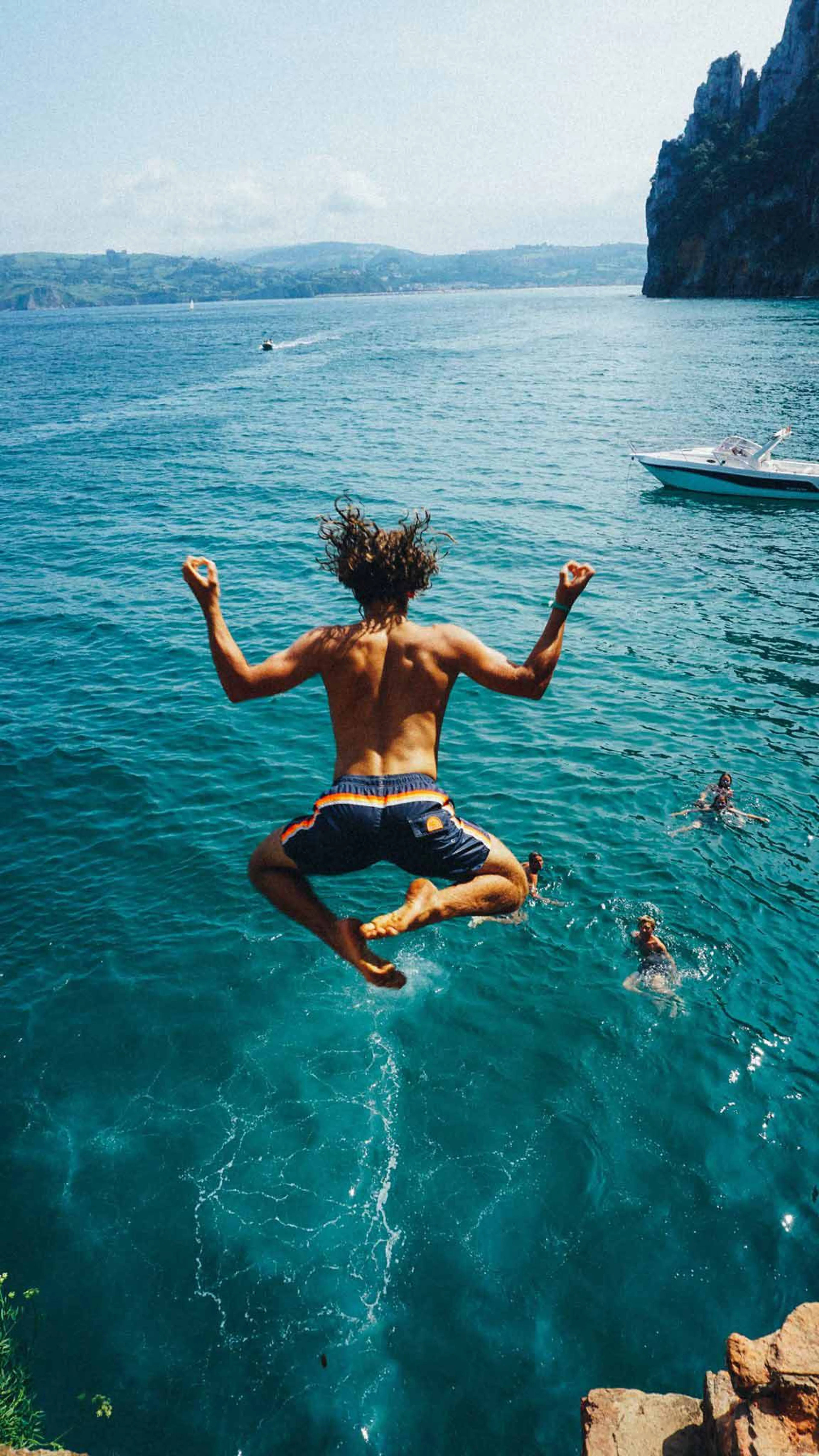 Party, Sonne & jede Menge Spaß: Surfcamp am Strand in Nordspanien