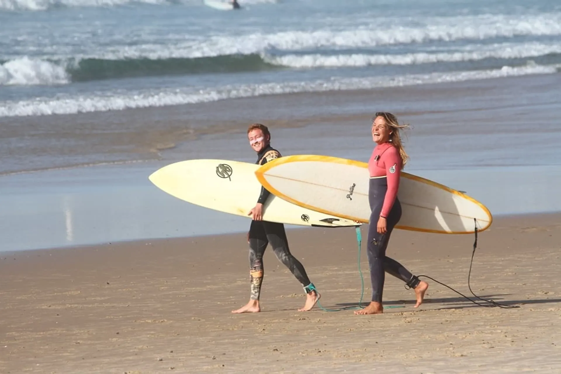 Unvergessliches Surfabenteuer in privaten Apartments in Peniche