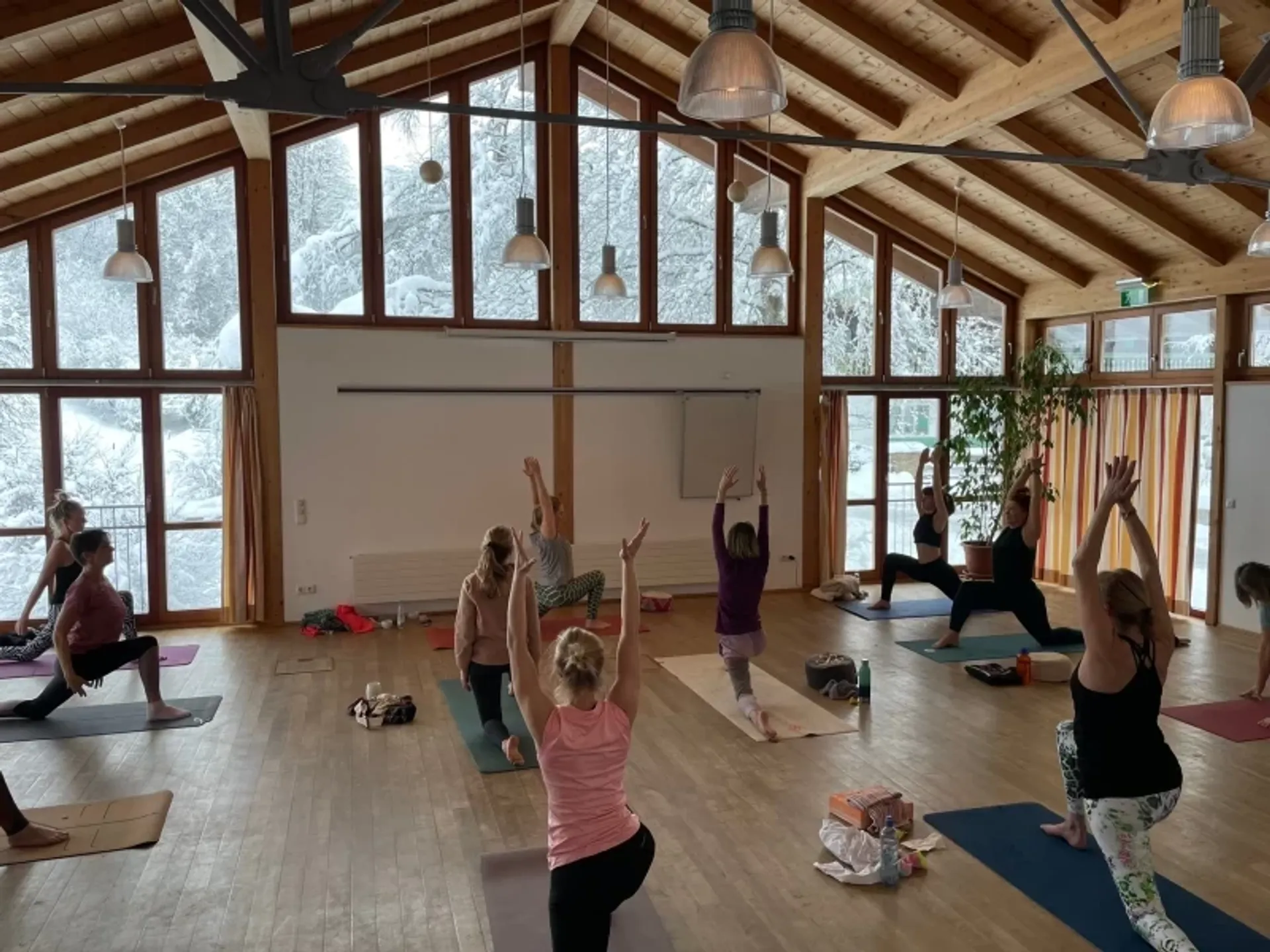 Yogilates und Schneeschuhwandern im Winterparadies Chiemgau - 4
