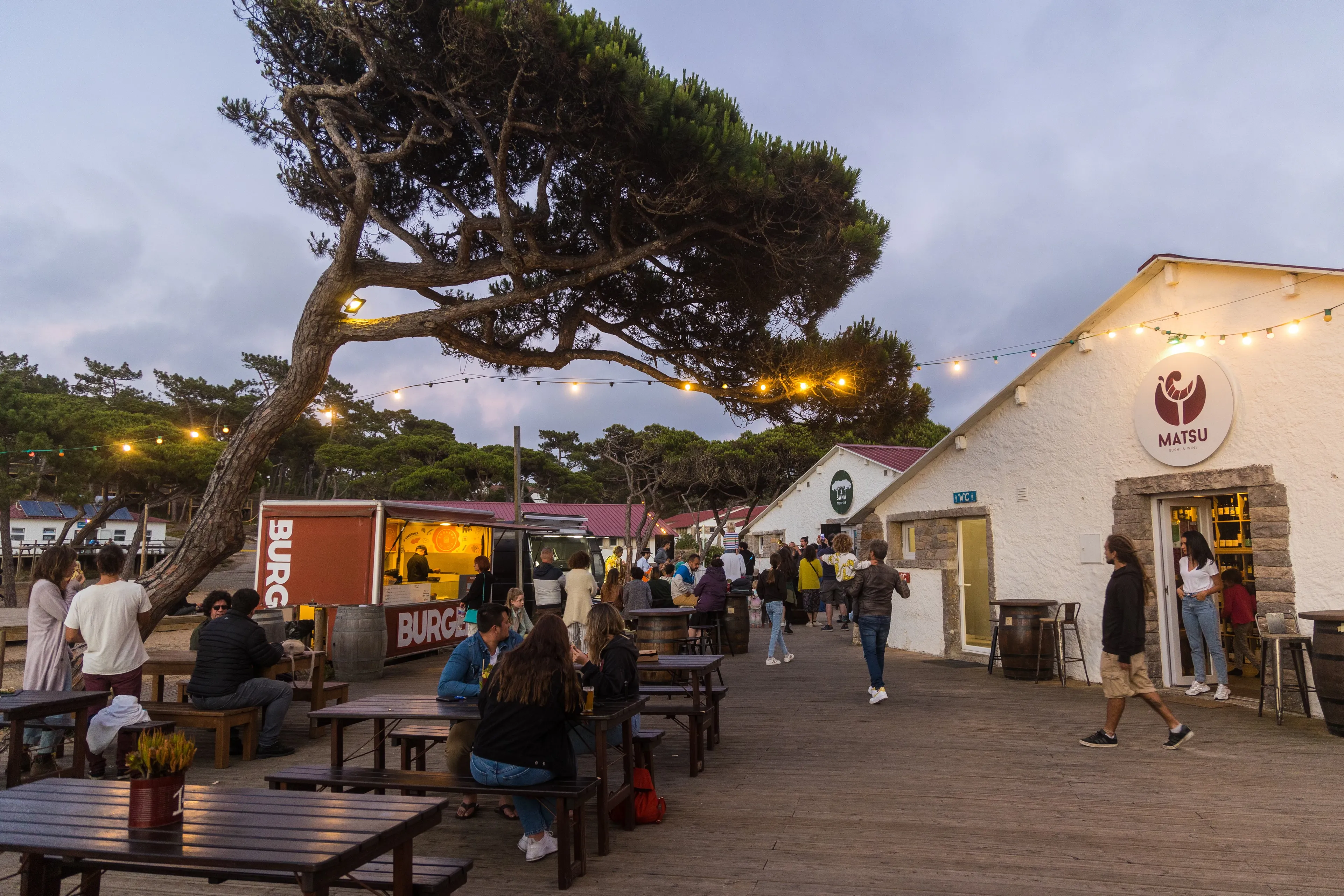 Surfcamp in entspannter Atmosphäre an der Atlantikküste vor Lissabon - 4