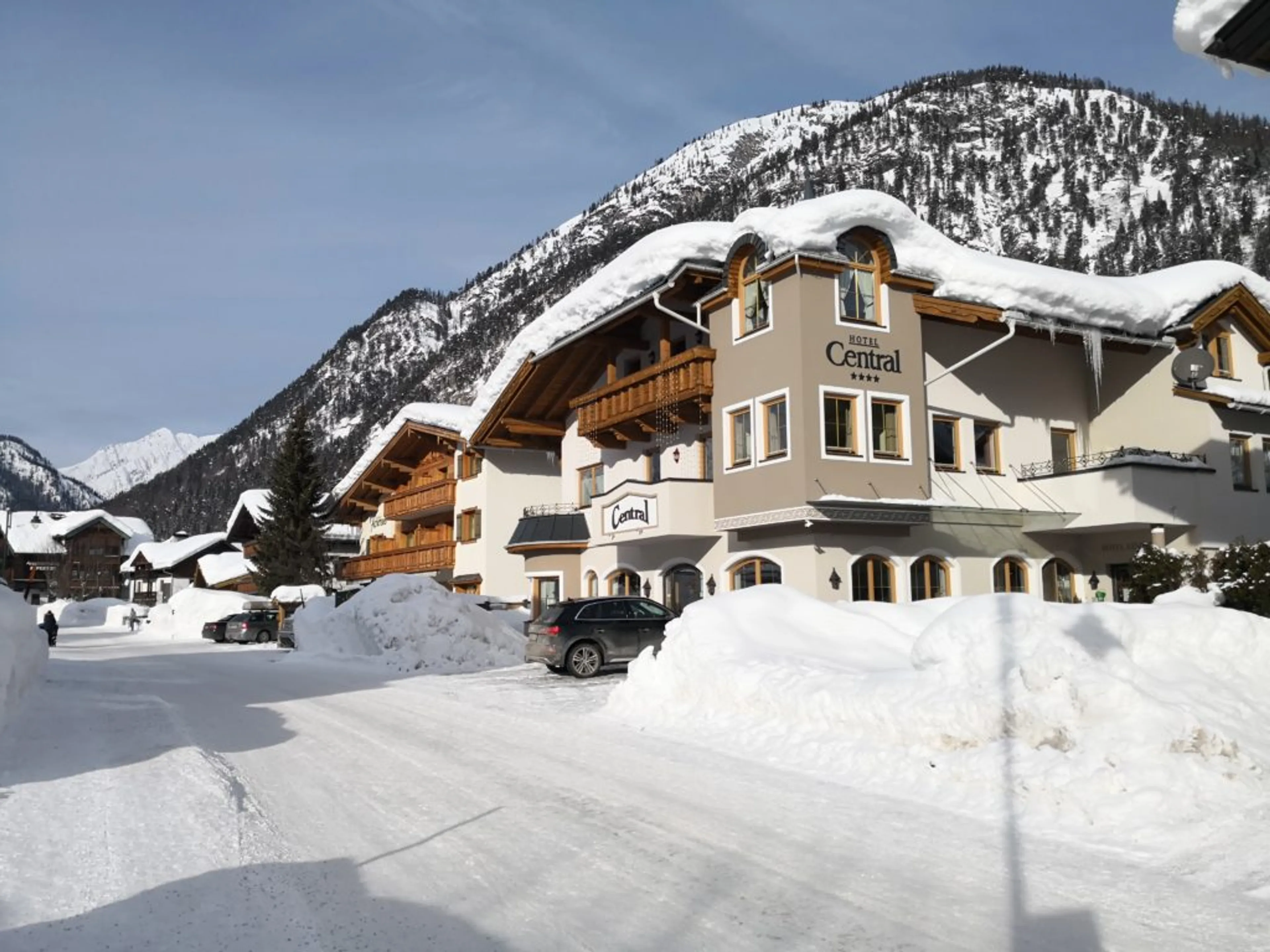 Fasten im Schnee mit Skifahren, Schneeschuh-Wandern und Yoga - 2