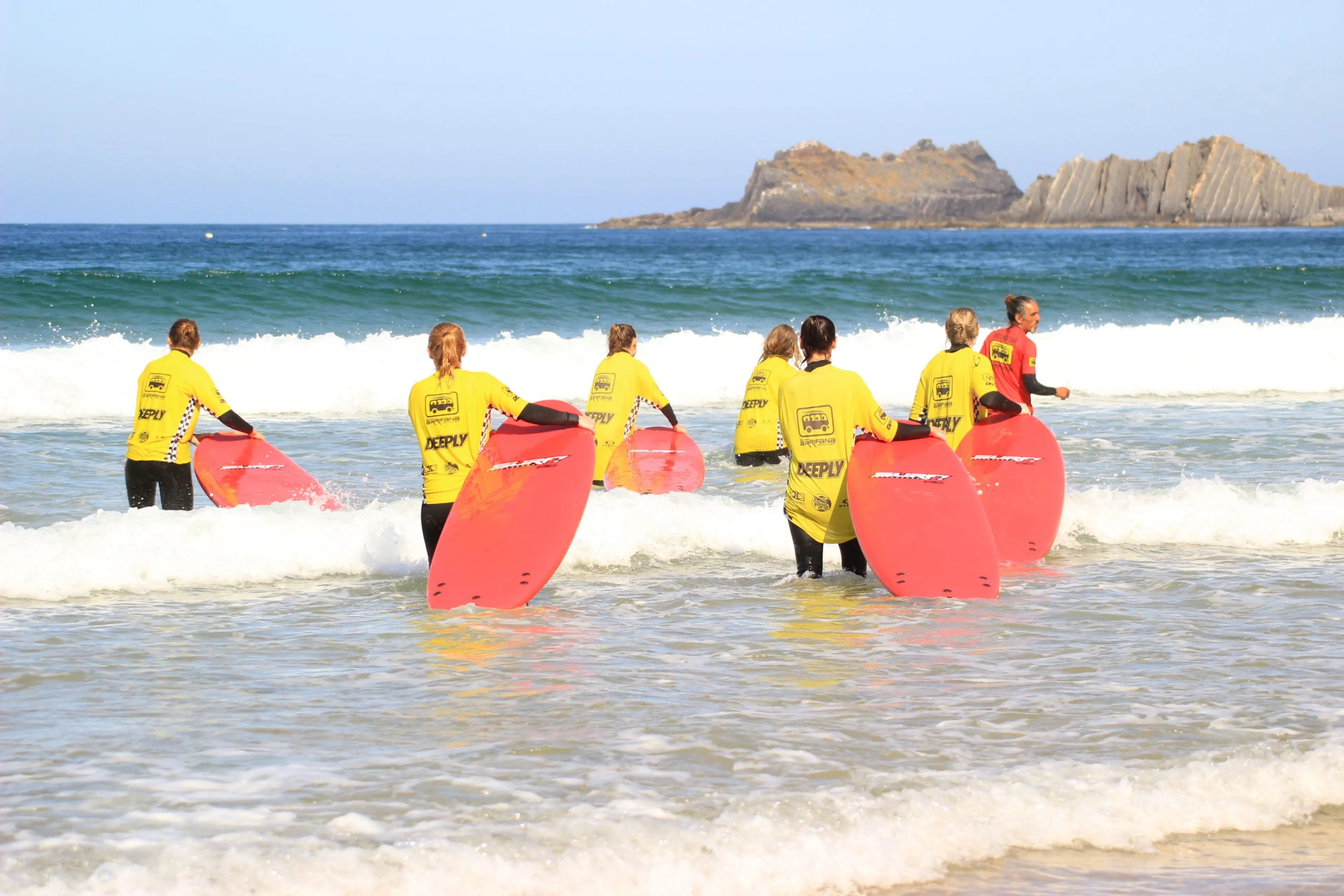 Surfparadies Arrifana: Surfe an den berühmten Stränden der Algarve - 3