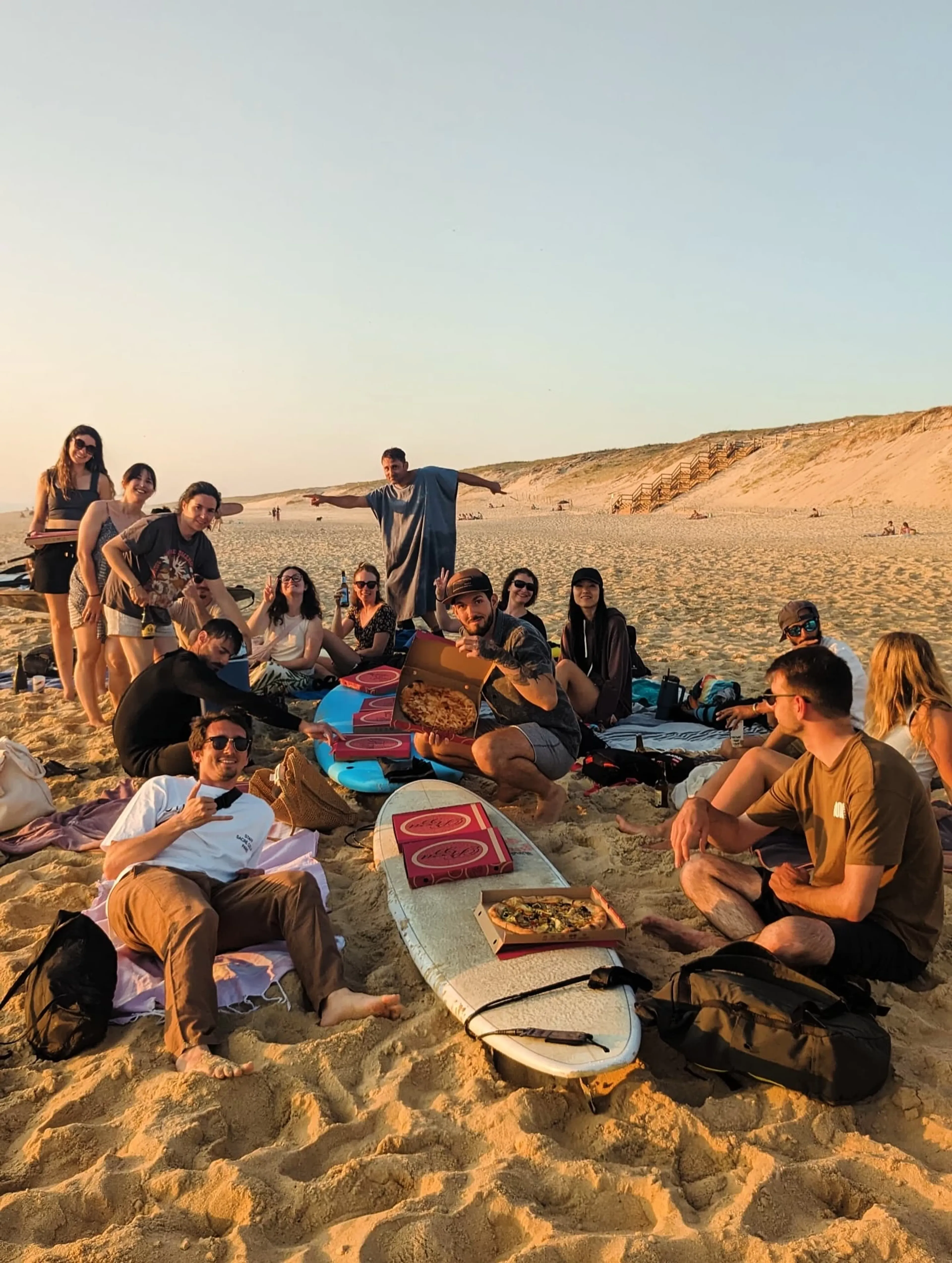 Surf-Klassenfahrt zwischen Pinienwäldern und Sandstränden - 1