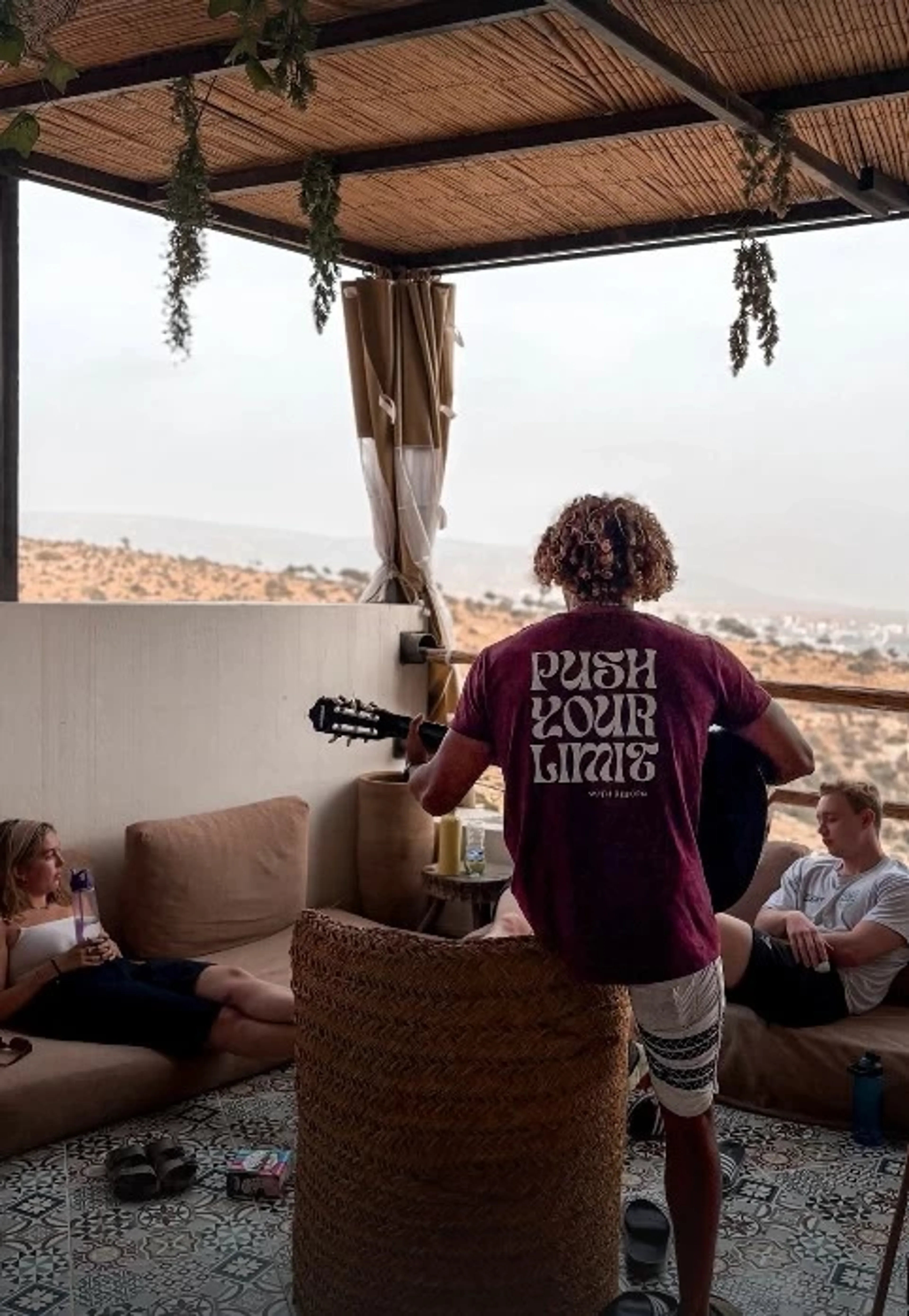 Sonne, Swell und Slow Living: Surf-Hostel an der Atlantikküste - 5