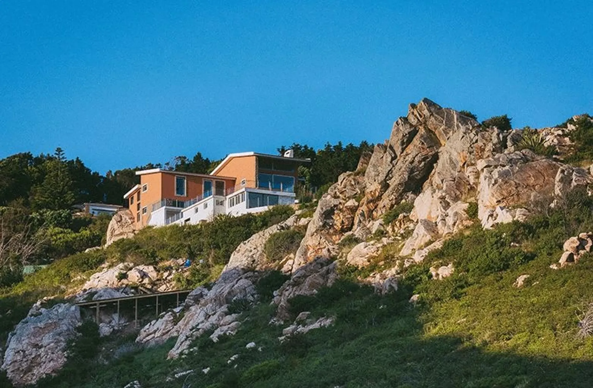 Luxuriöses Surf-Retreat in einer Villa mit Meerblick nahe Lissabon - 5