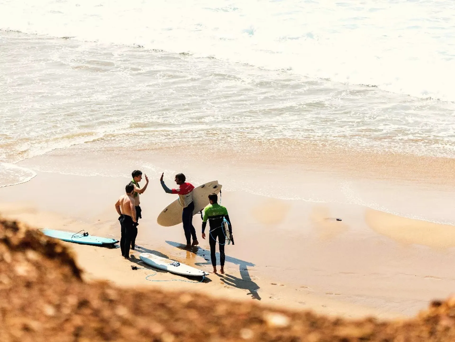 Surfcamp an der Algarve: Chillen, Natur und der echte Surf-Lifestyle