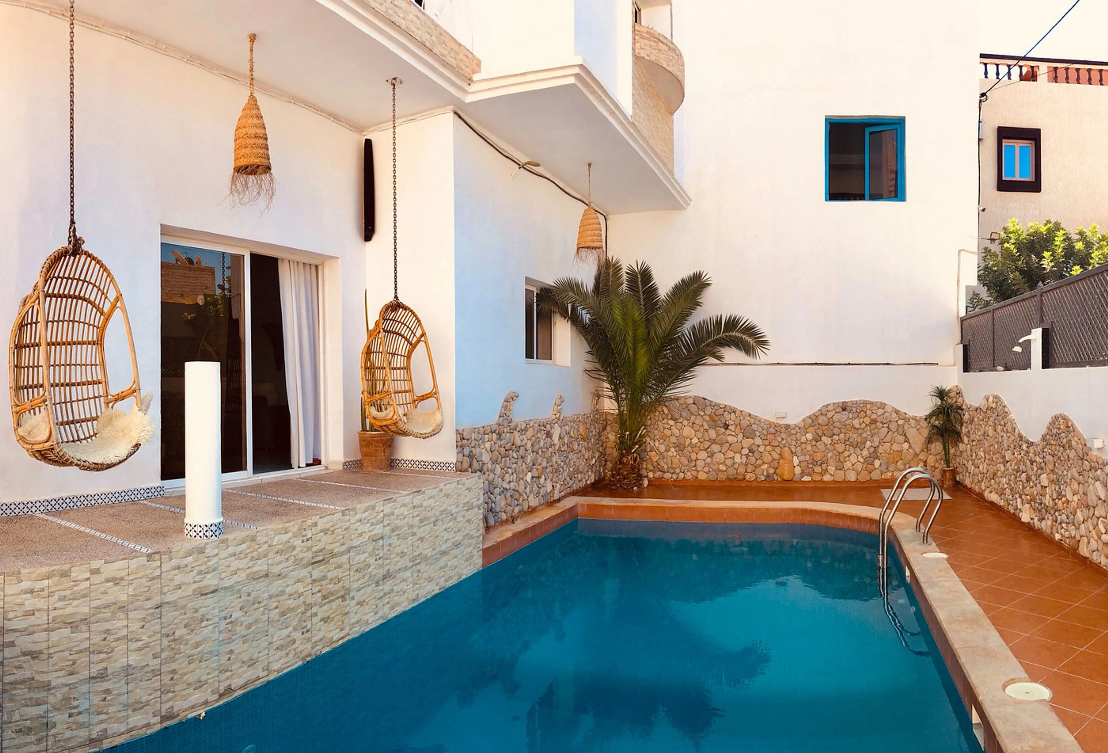 Surfcamp mit Meerblick: Komfort, Abenteuer & Entspannung - 5