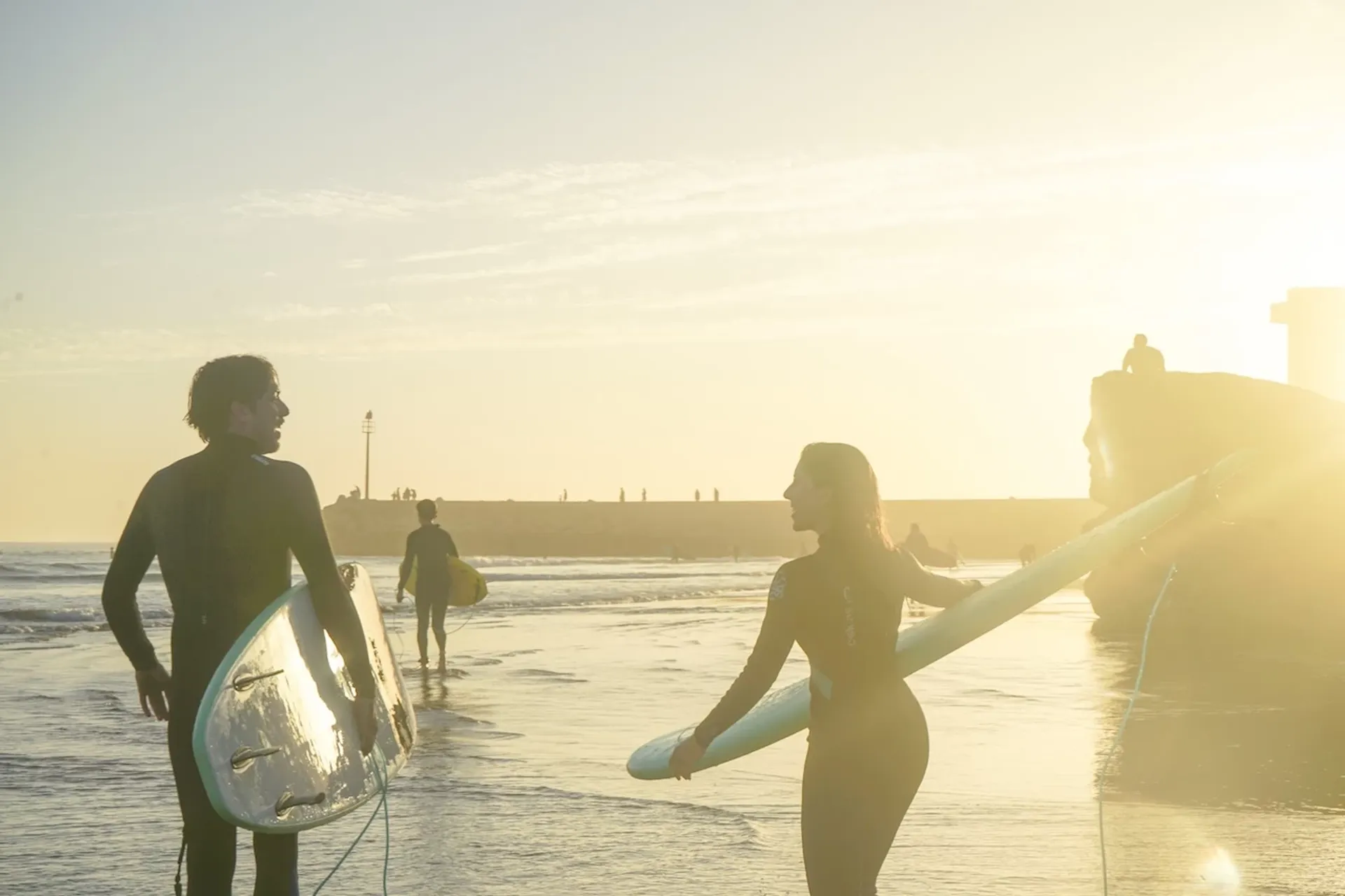 Surfcamp im charmanten Fischerdorf: Wellen, Natur & Gleichgesinnte - 4