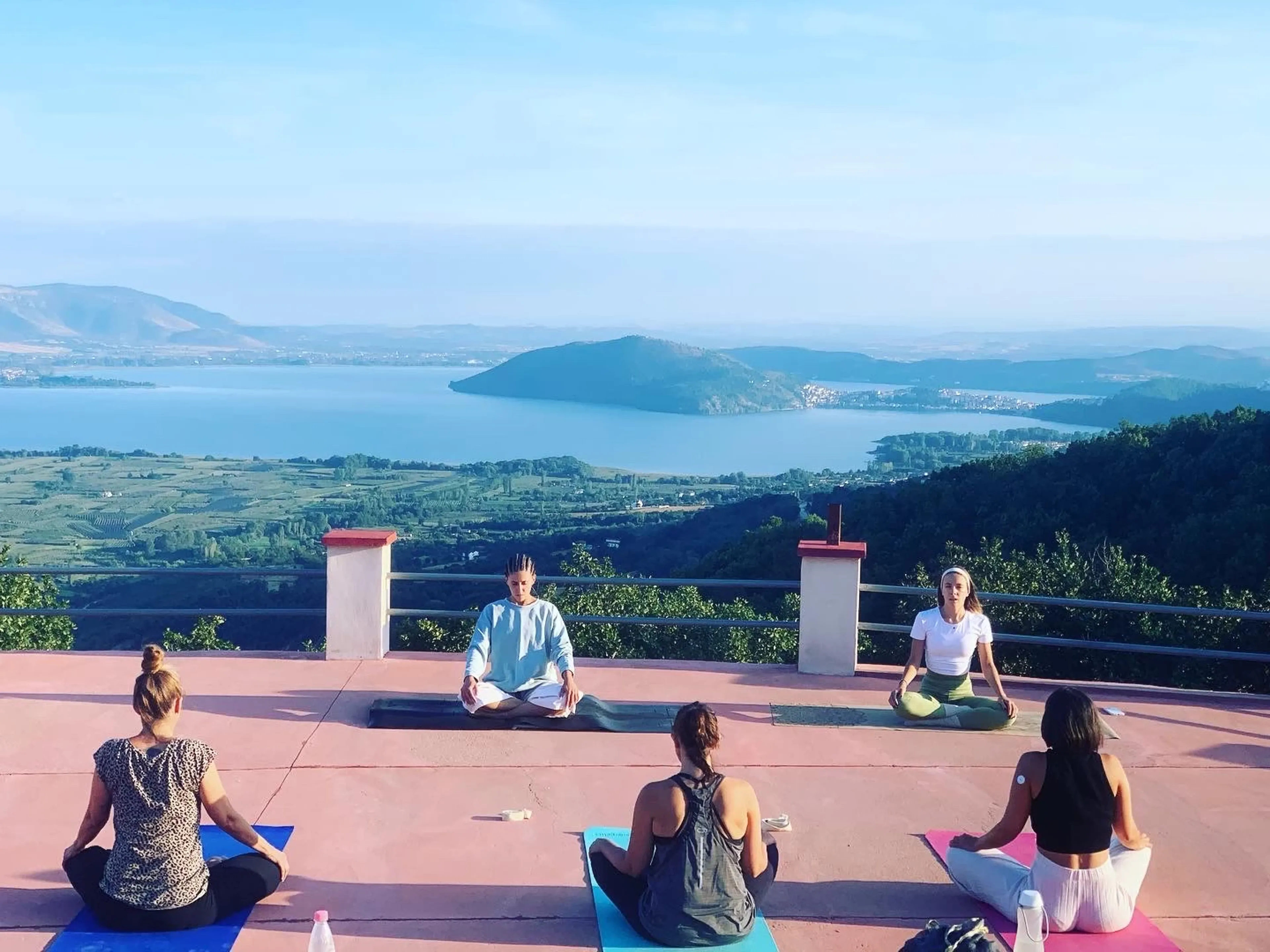 Yoga Retreat mit Kajaktour in den Hügeln von Kastoria - 1