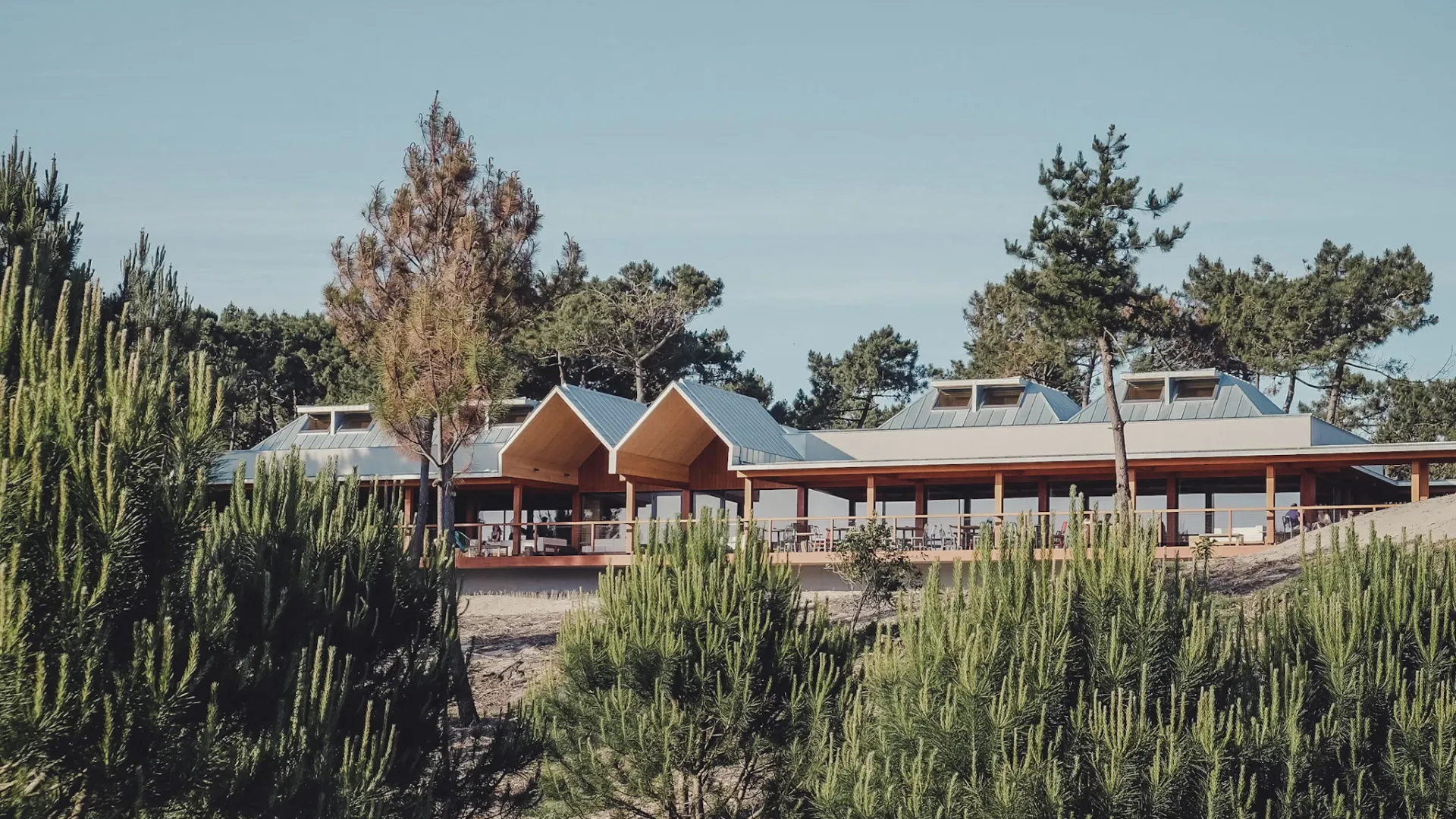 Kurze Auszeit: Surfen und Yoga im Eco-Hotel am Atlantik - 2