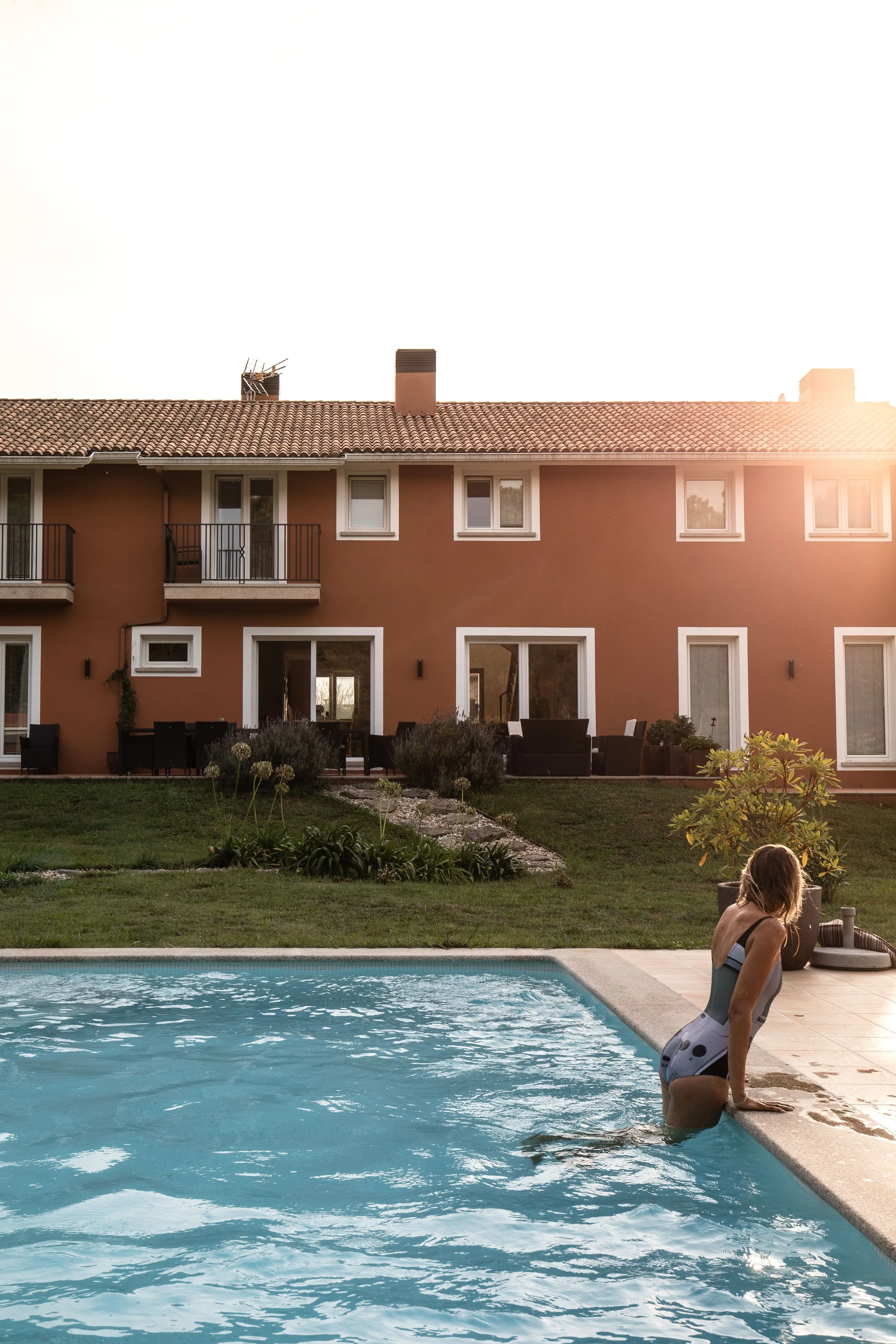 Surfen & Yoga im stilvollen Adults-Only Surf Camp in Galizien - image 1