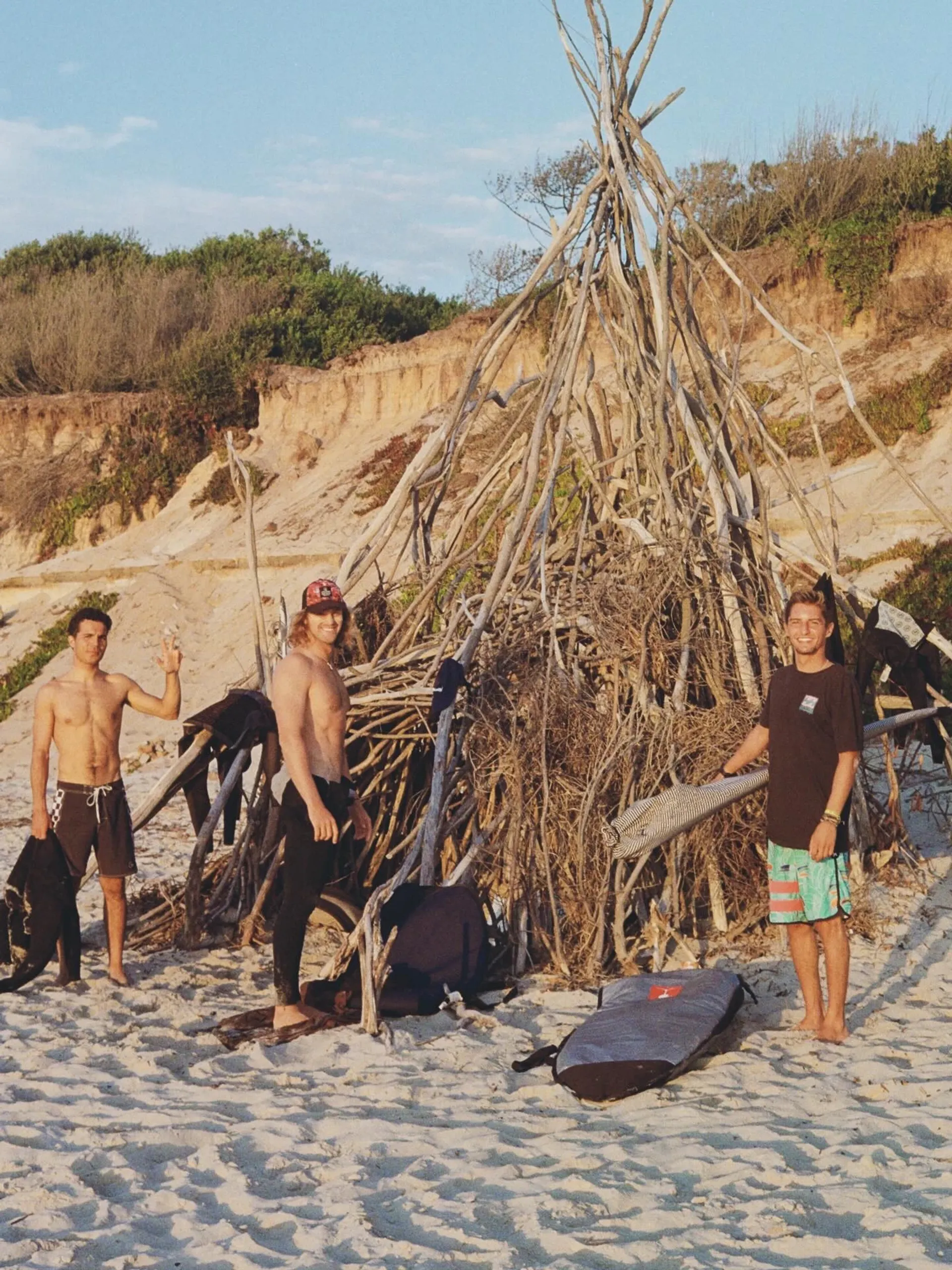 Eco Surf Camp im Pininenwald: Schuhe aus und ab in die Wellen - 5