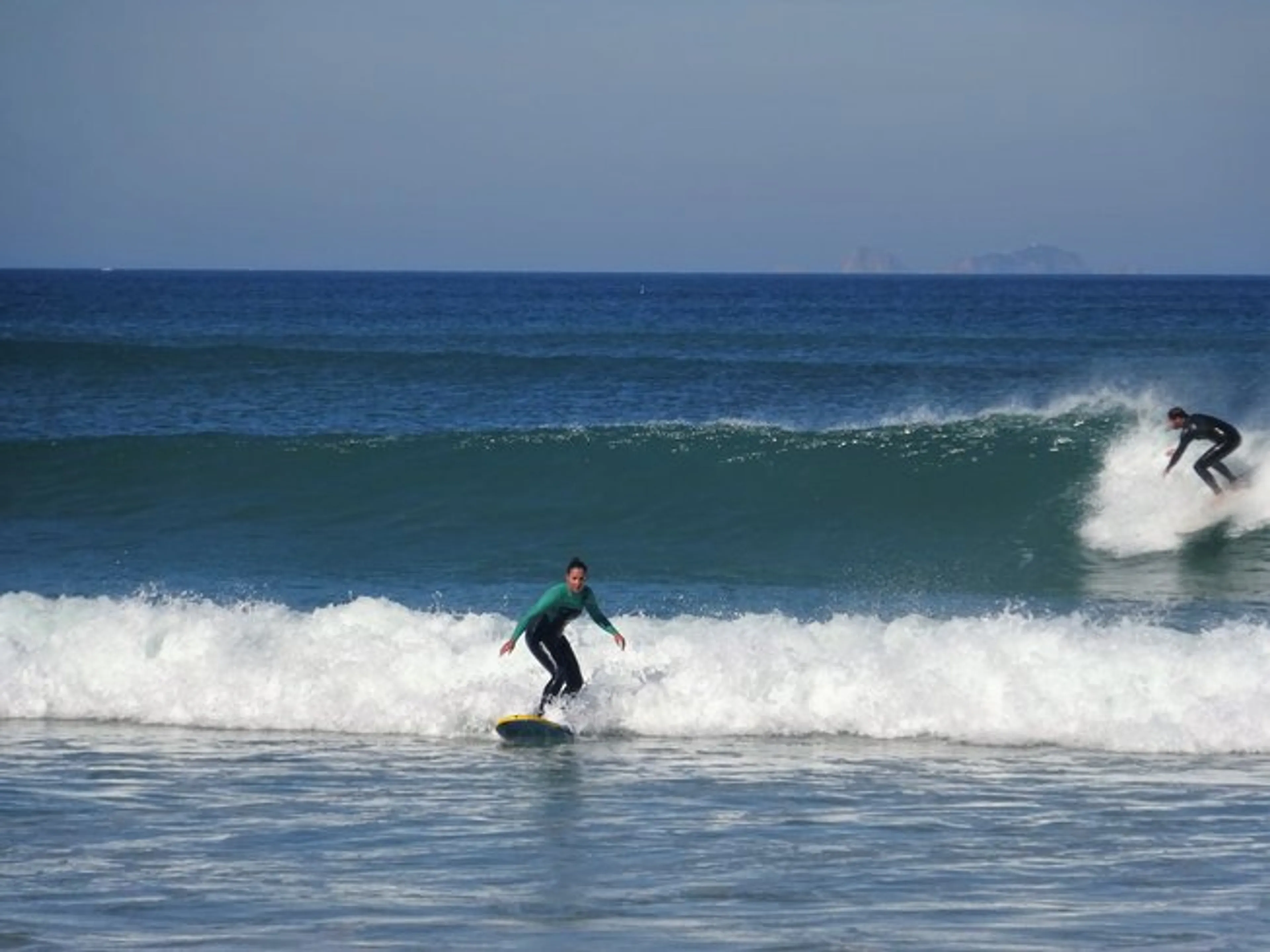 Surf Lodge am Strand: Gemeinschaft und die besten Wellen Europas - 2