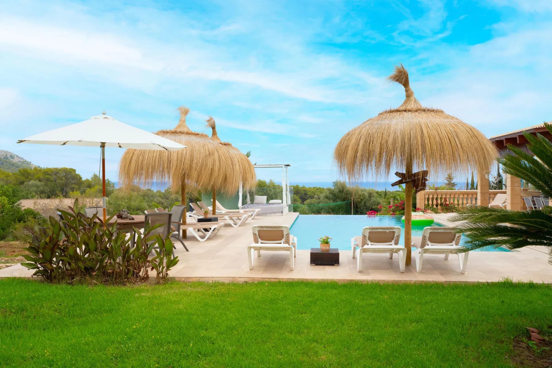 Aerial Yoga Retreat in einer Finca mit Meerblick auf Mallorca - 2