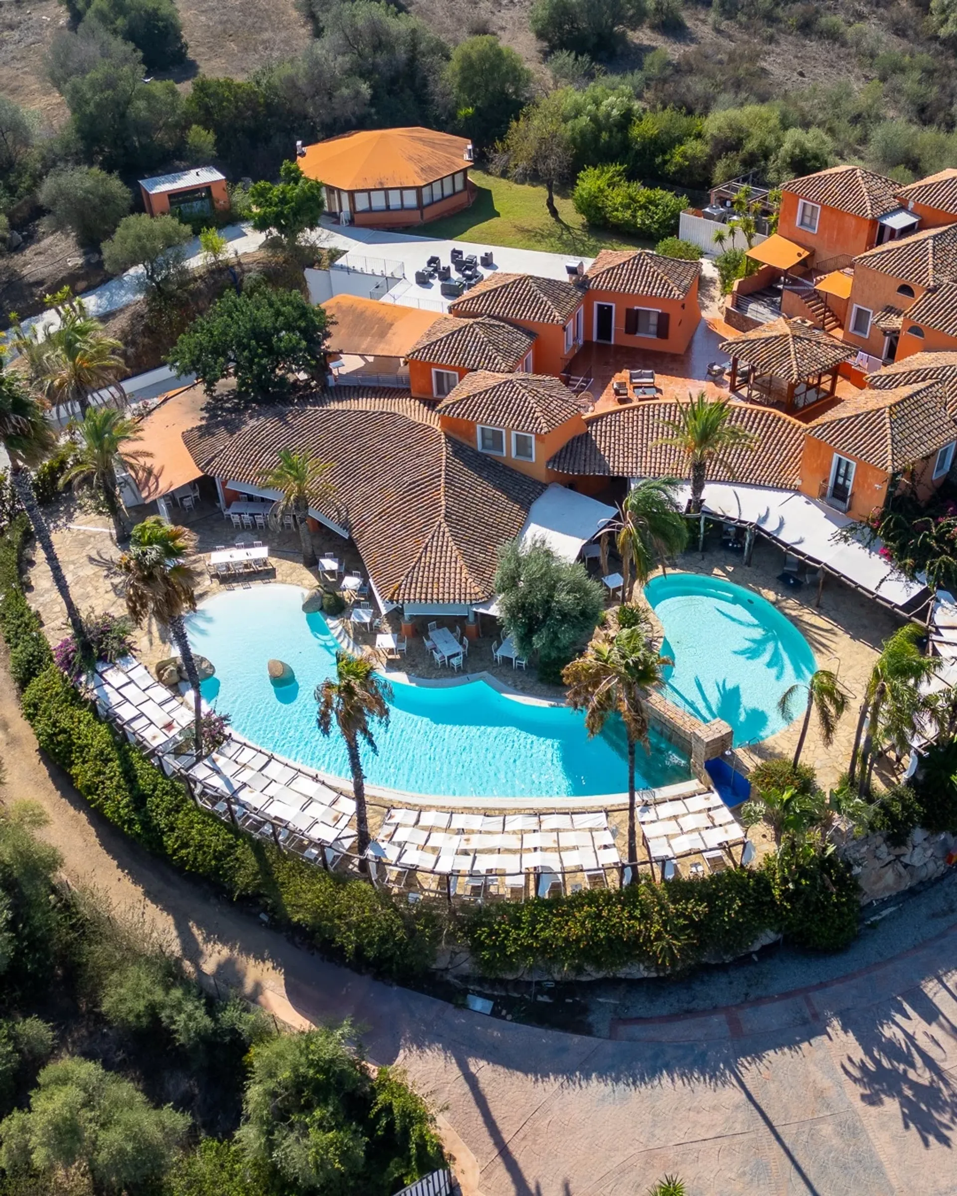 Pilates & ganzheitliches Yoga Walking auf Sardinien