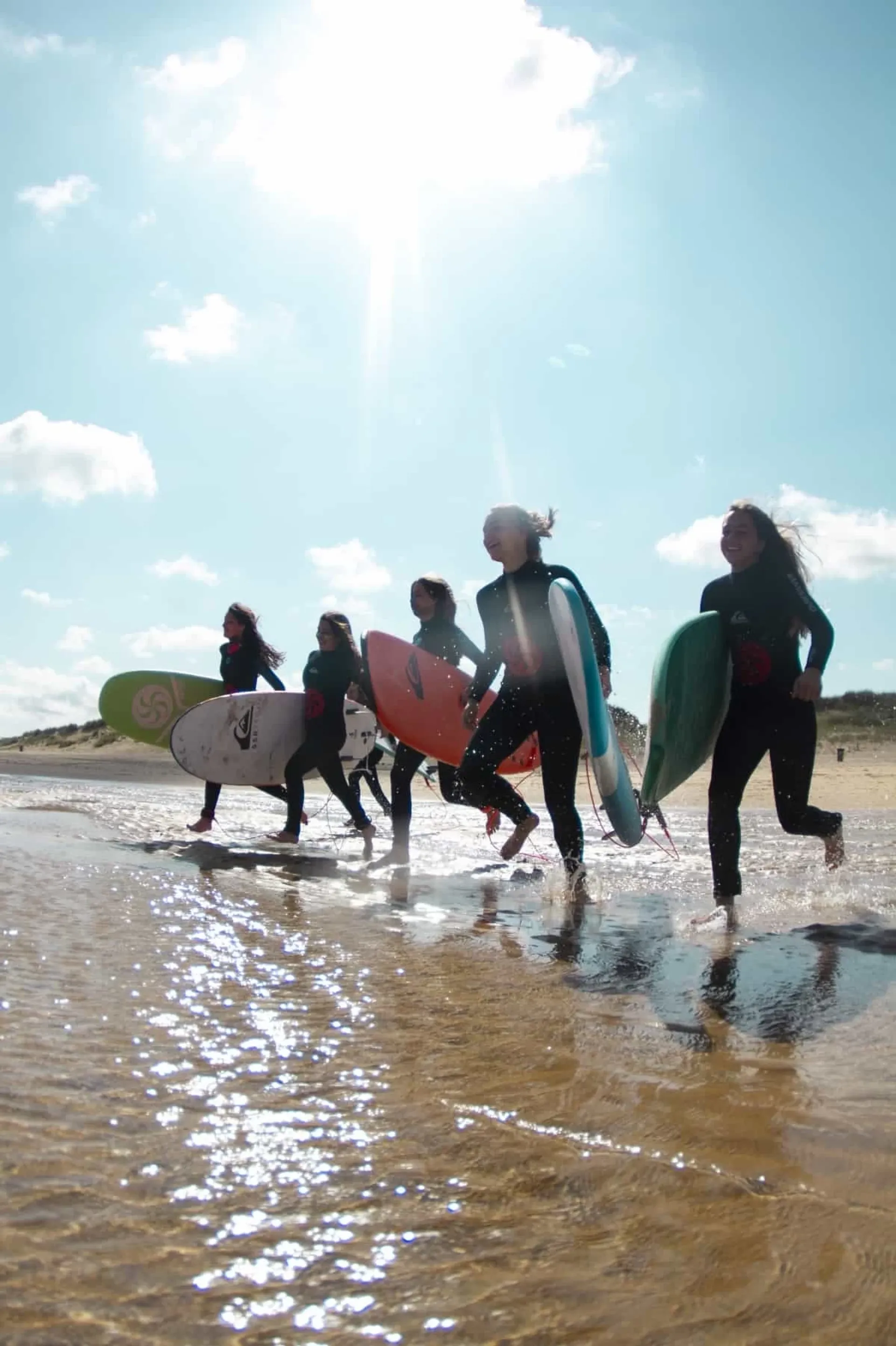 Entdecke die Magie des Surfens im Herzen von Nordspanien