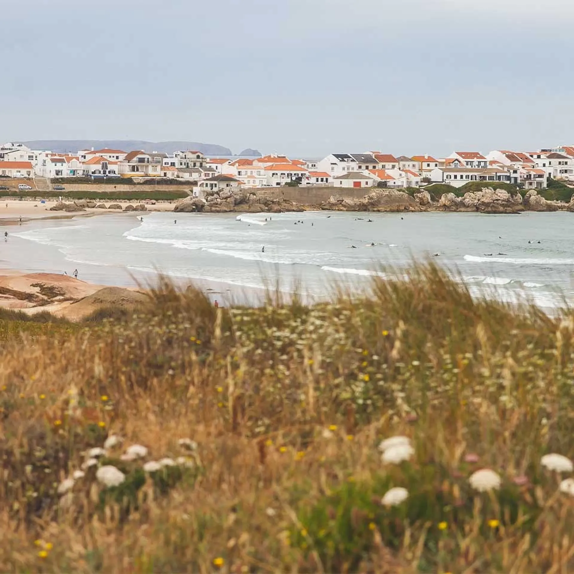 Surf-Lodge mit Meerblick und Pool direkt am Traumstrand - 5