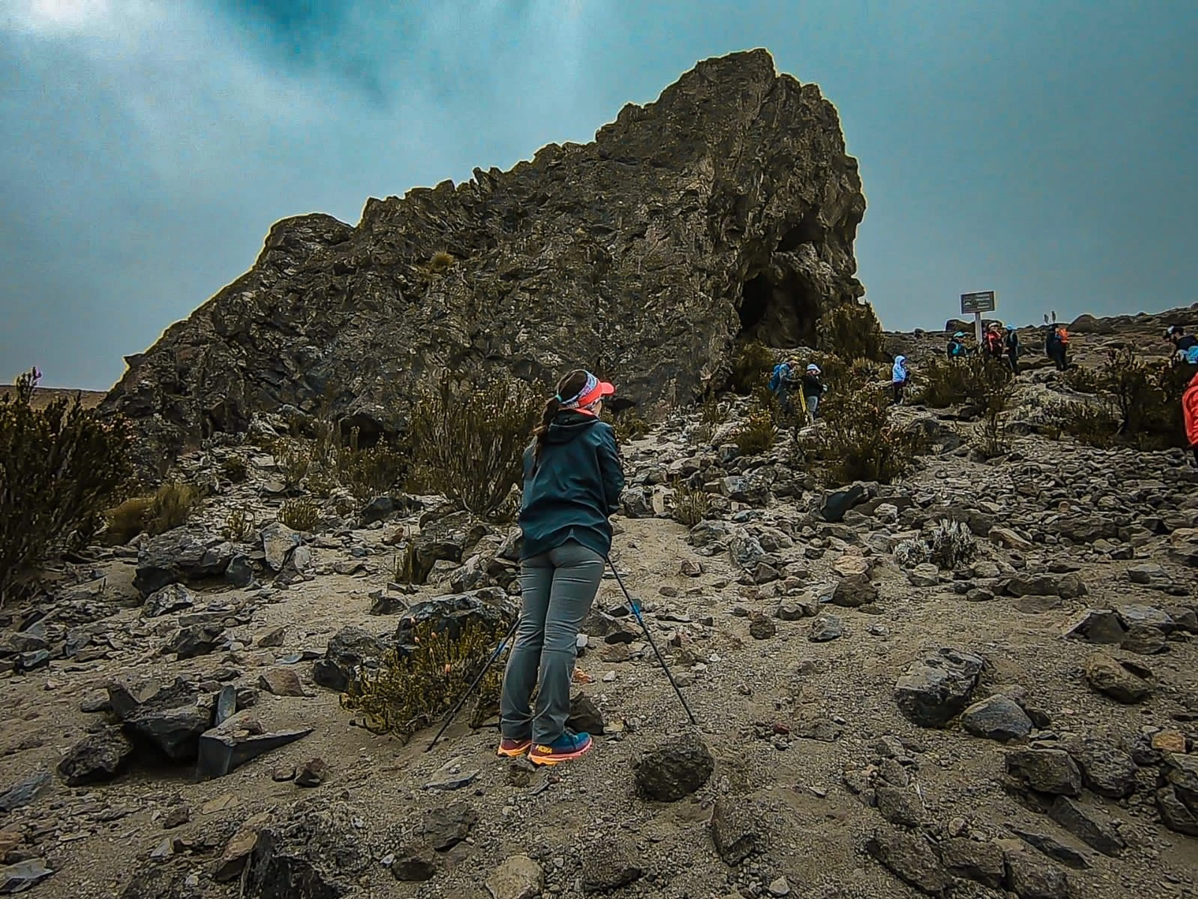Trekking in den Anden in den Hängen des Chimborazo-Vulkans - 1