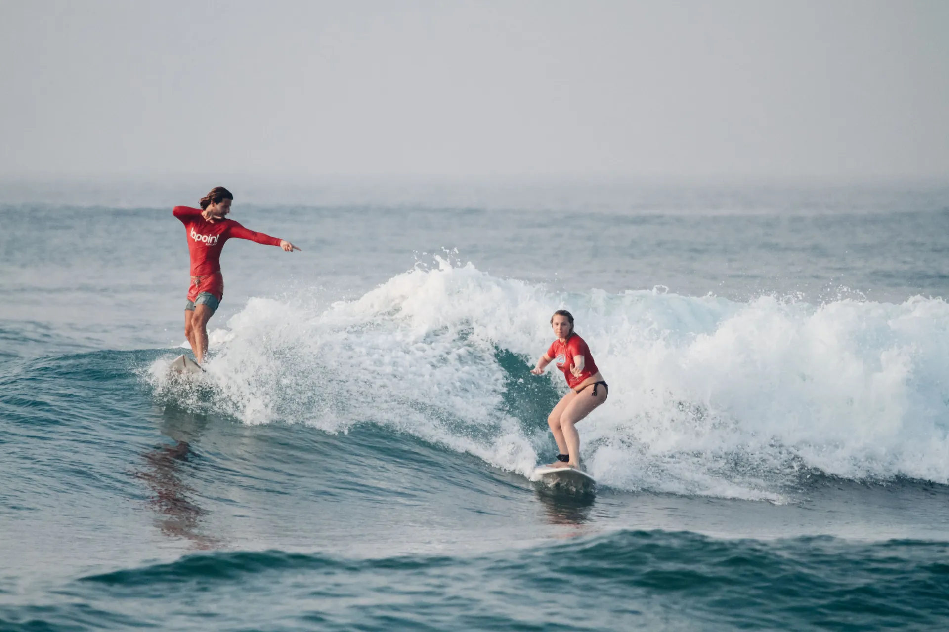 Surferlebnis auf Sri Lanka: Fantastische Wellen & Weltklasse-Strände