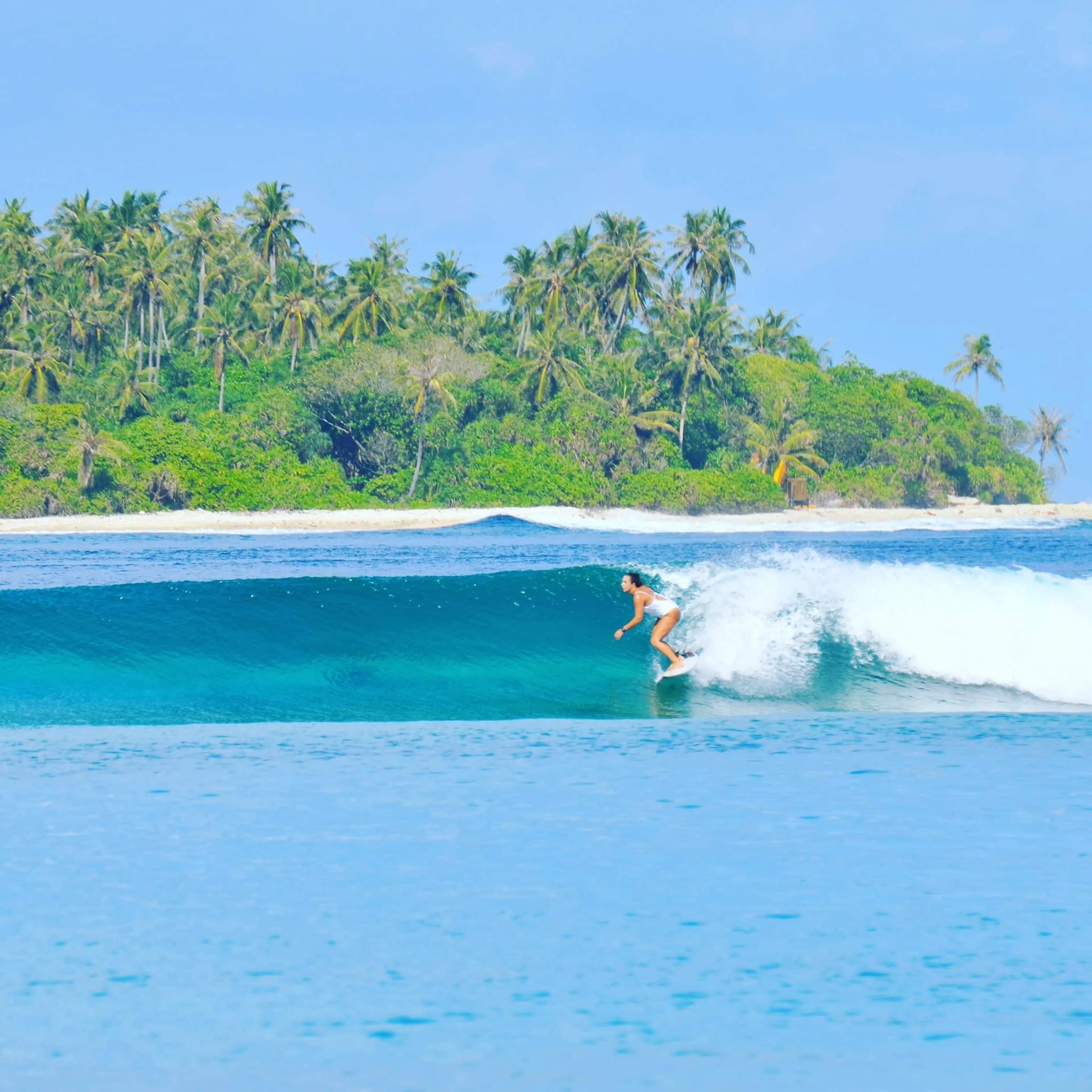 Budget-Surfcamp auf den Malediven: Perfekte Wellen im Paradies - 1