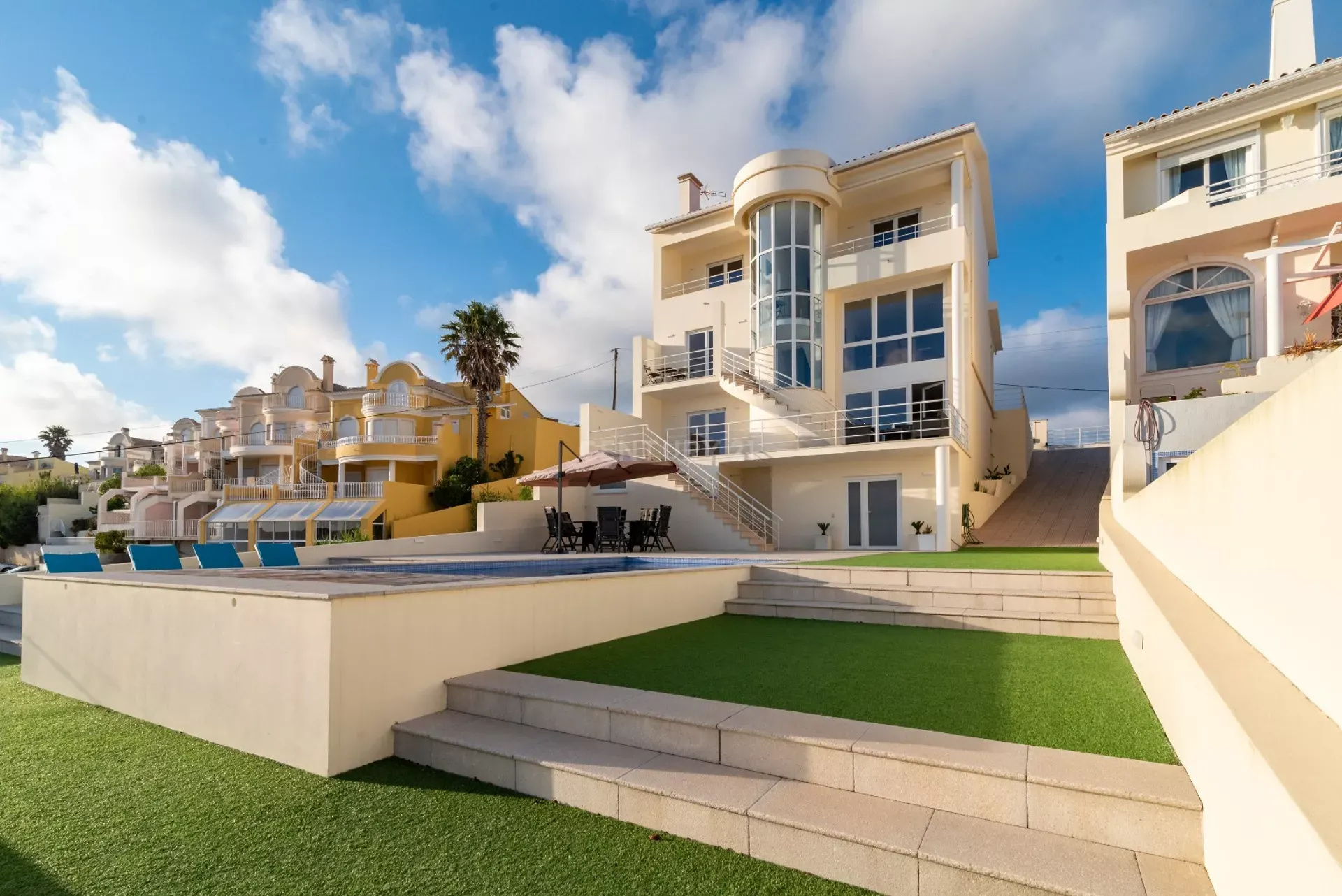 Dein Surf-Abenteuer direkt am Meer zwischen Porto und Lissabon - 5