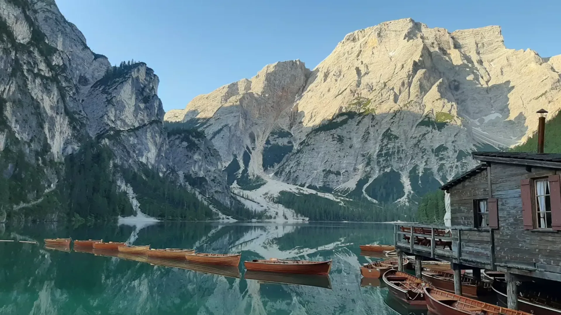 Faszination Dolomiten: Zu Fuß vom Pragser Wildsee nach Trentino - 3