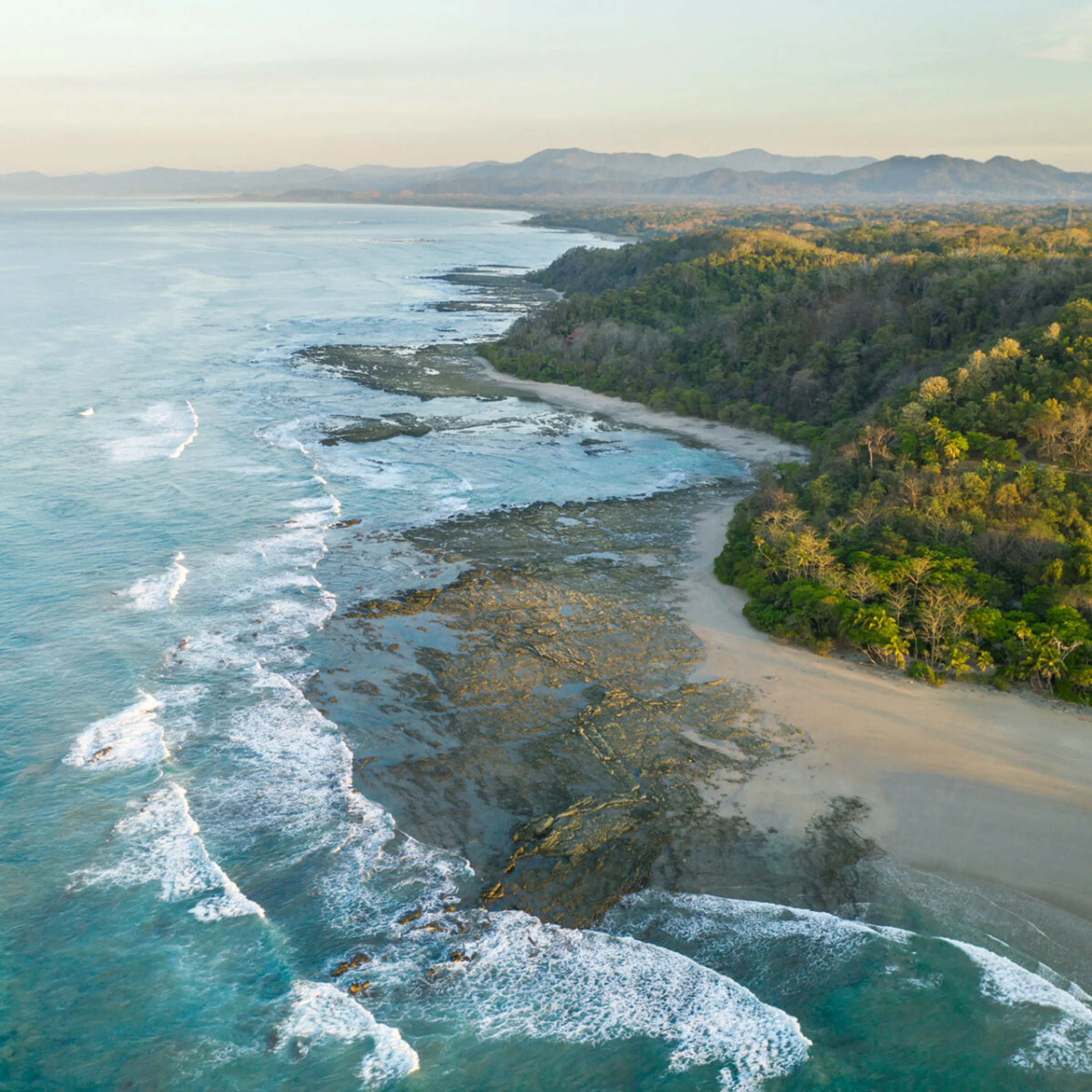 Costa Rica Surf Adventure: Sonne, Sand & Wellenspaß für alle Levels - 2