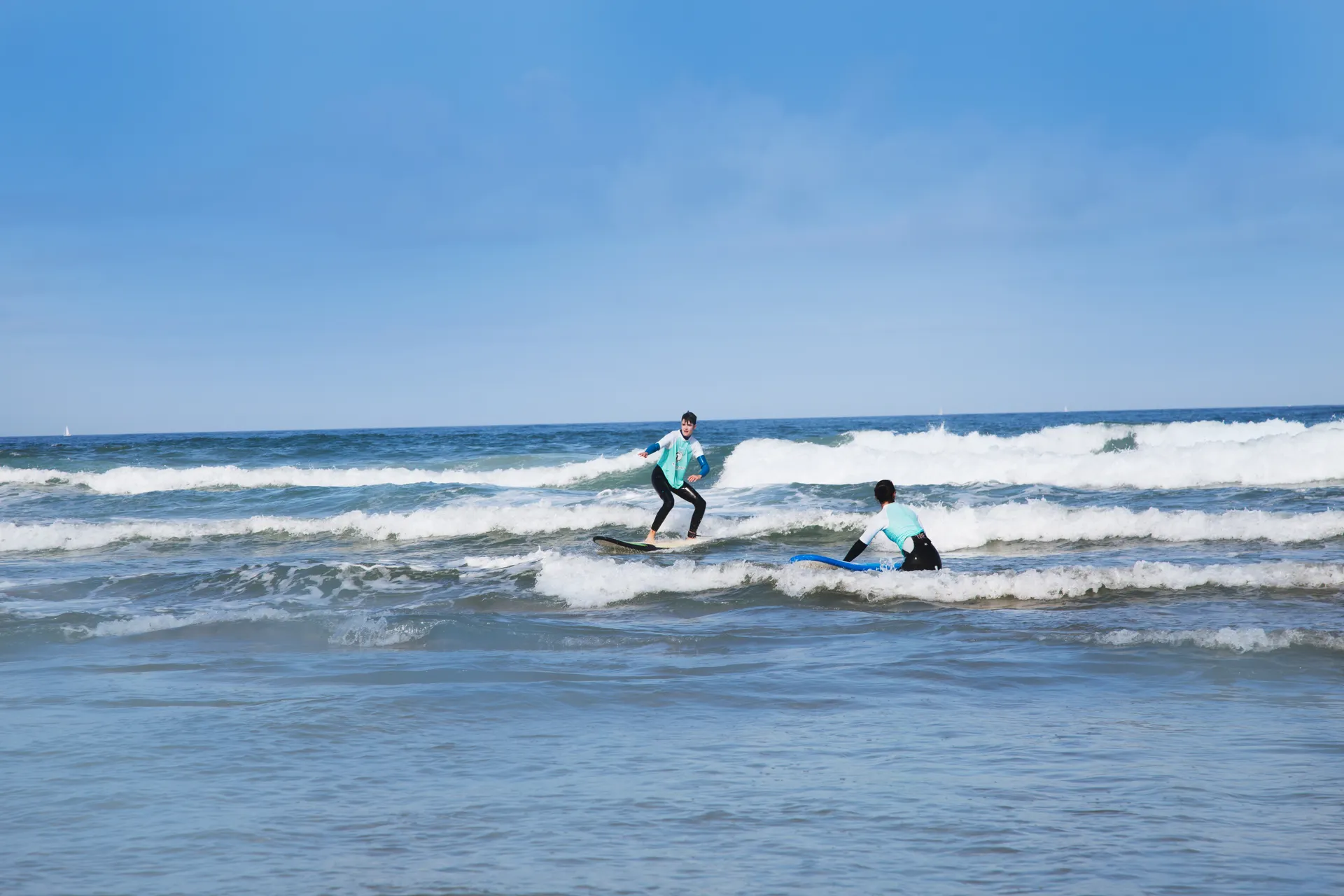 Surfcamp am Praia Azul: Surfen an abgelegenen Spots