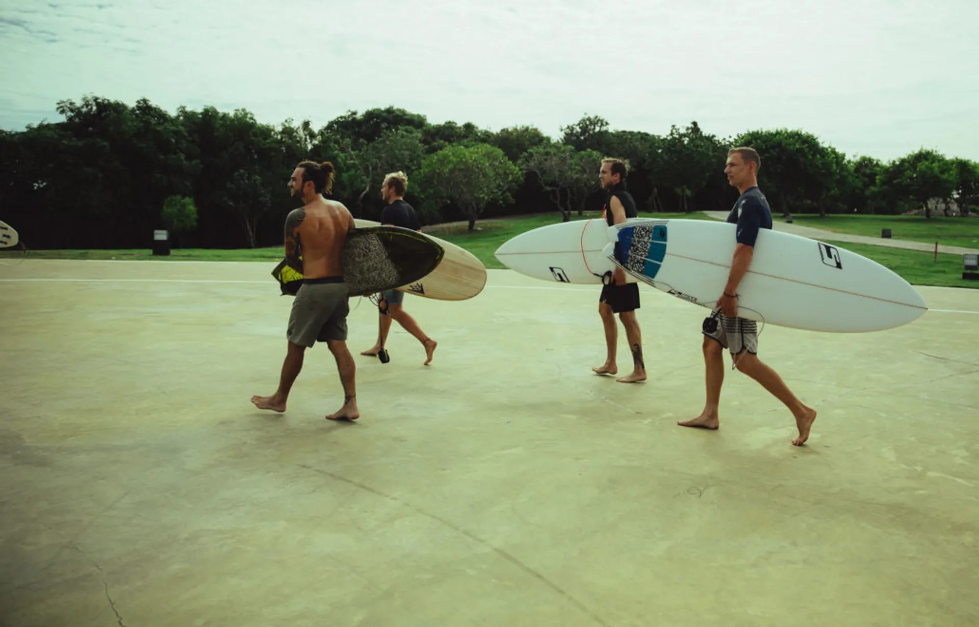 Surf-Guiding in stylischer Surf Lodge: Surfe die Wellen deines Lebens - 4