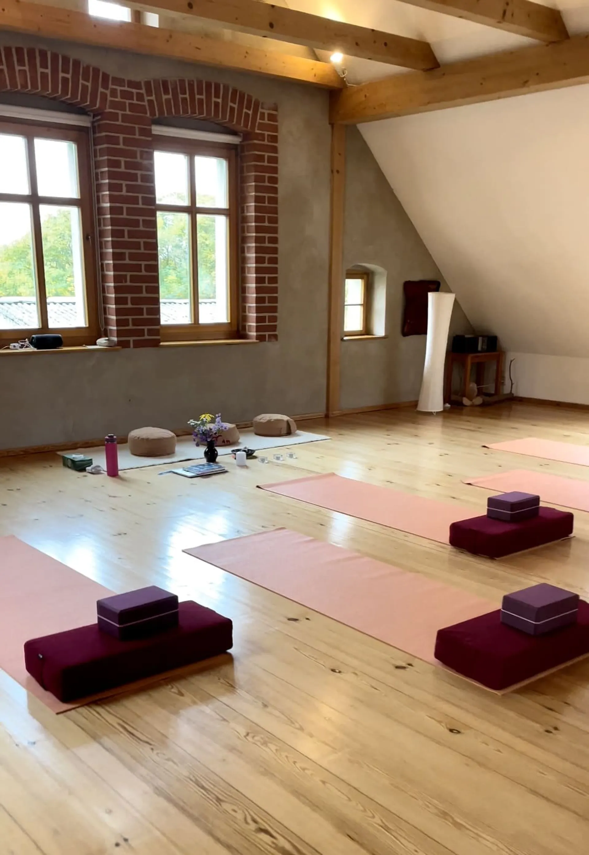 Spring Bliss Retreat: Mit Yoga & Breathwork in den Frühling - 2