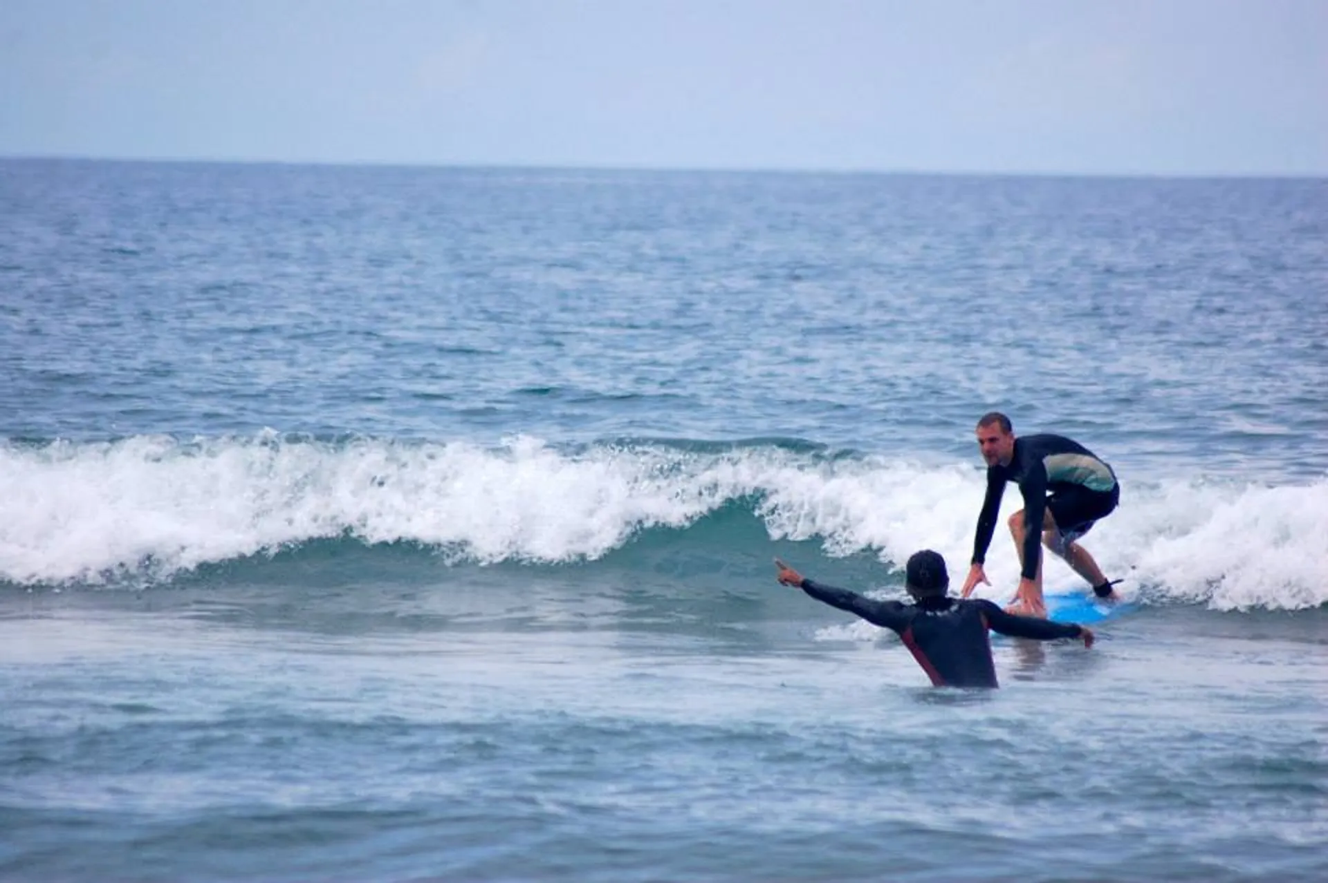 Bali Green Surfcamp: Surfen, Feiern & Gutes tun in Seminyak - 3